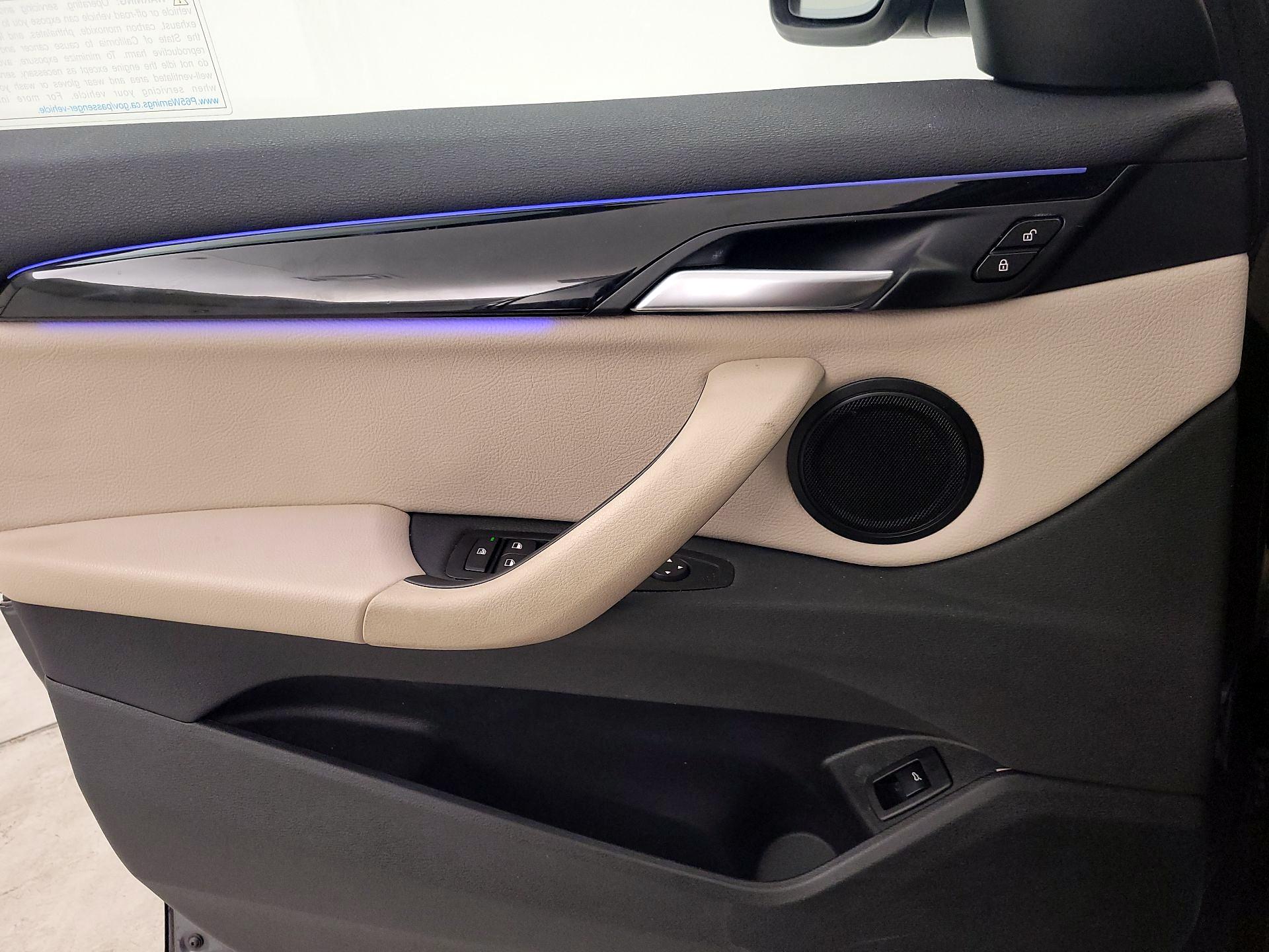Thumbnail: 2021 BMW X1 - 12