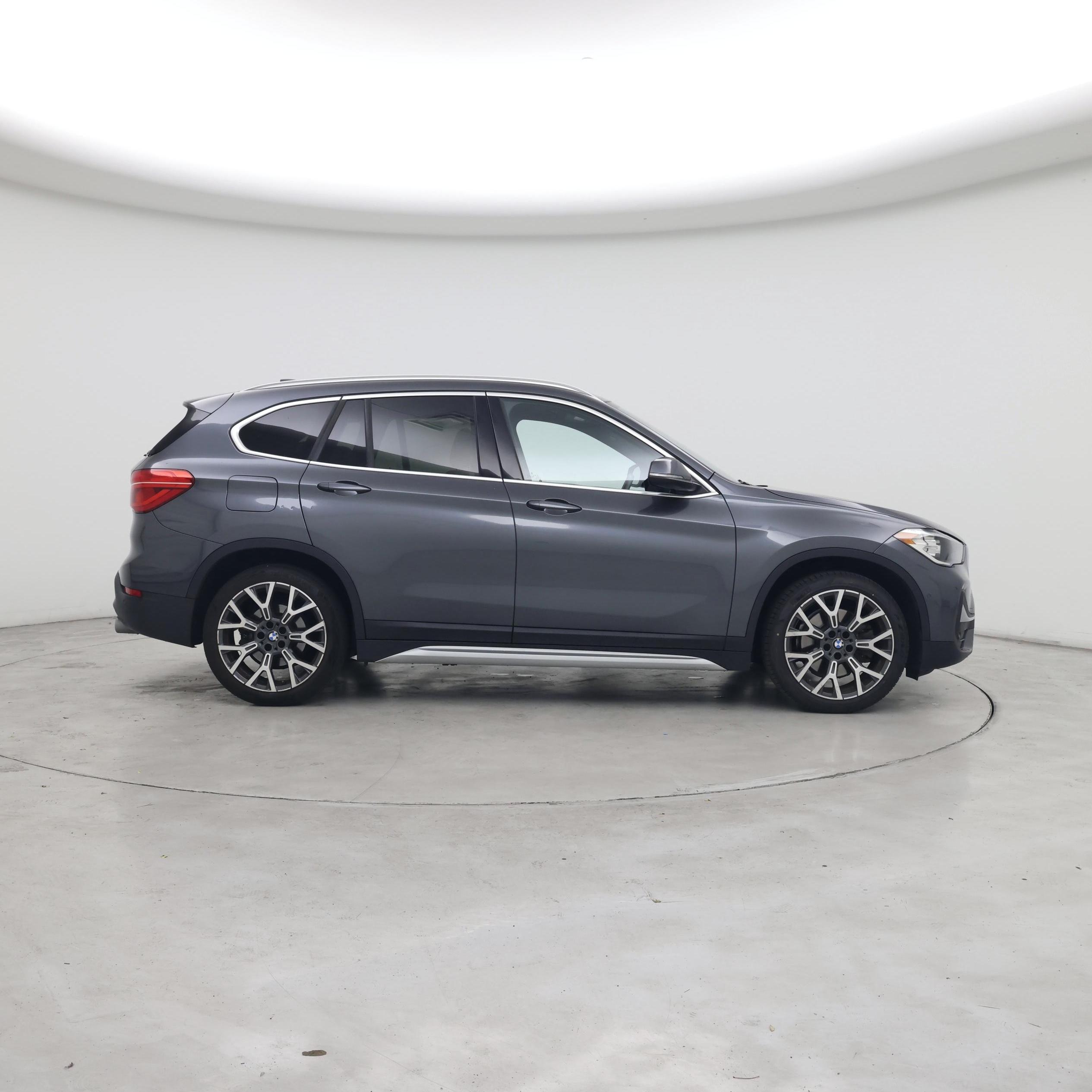 Thumbnail: 2021 BMW X1 - 7