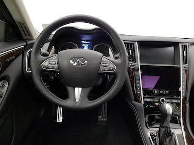 Steering Wheel & Instrument Cluster (On)