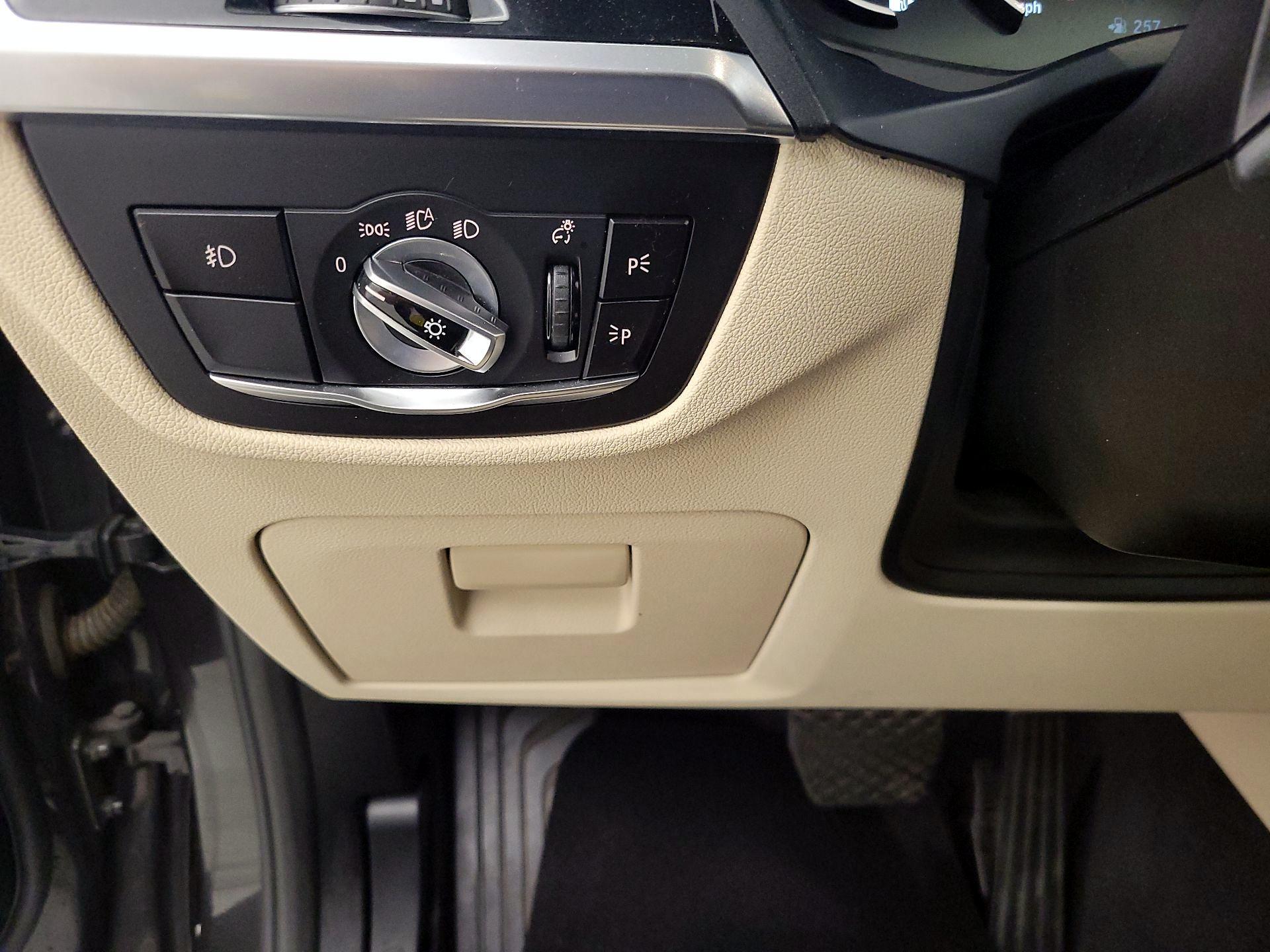 Thumbnail: 2020 BMW X3 - 11
