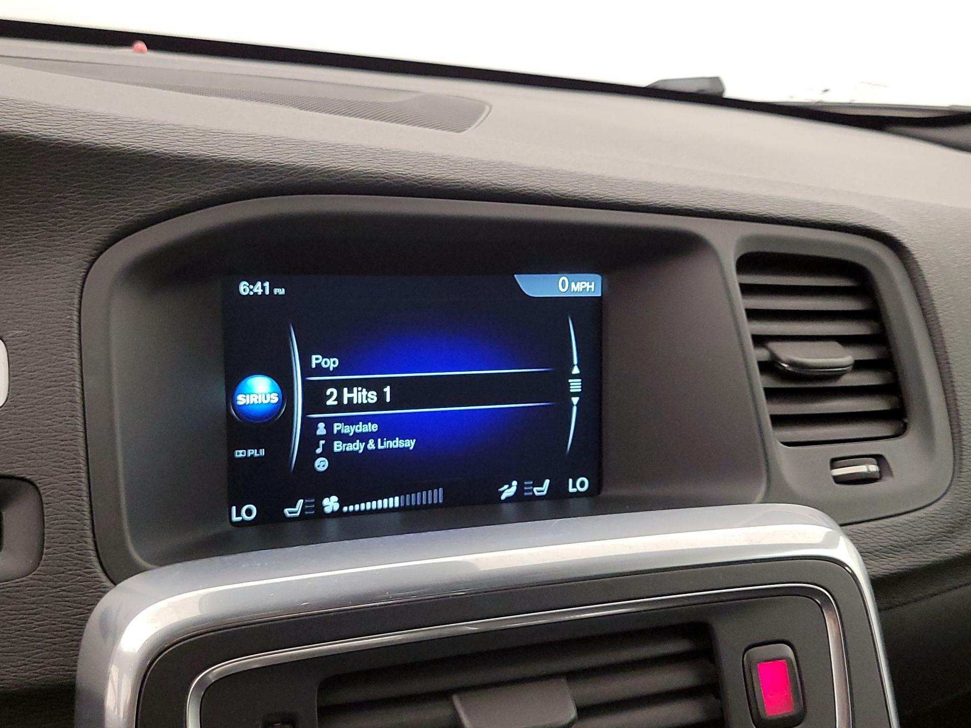 Thumbnail: 2016 Volvo S60 - 15