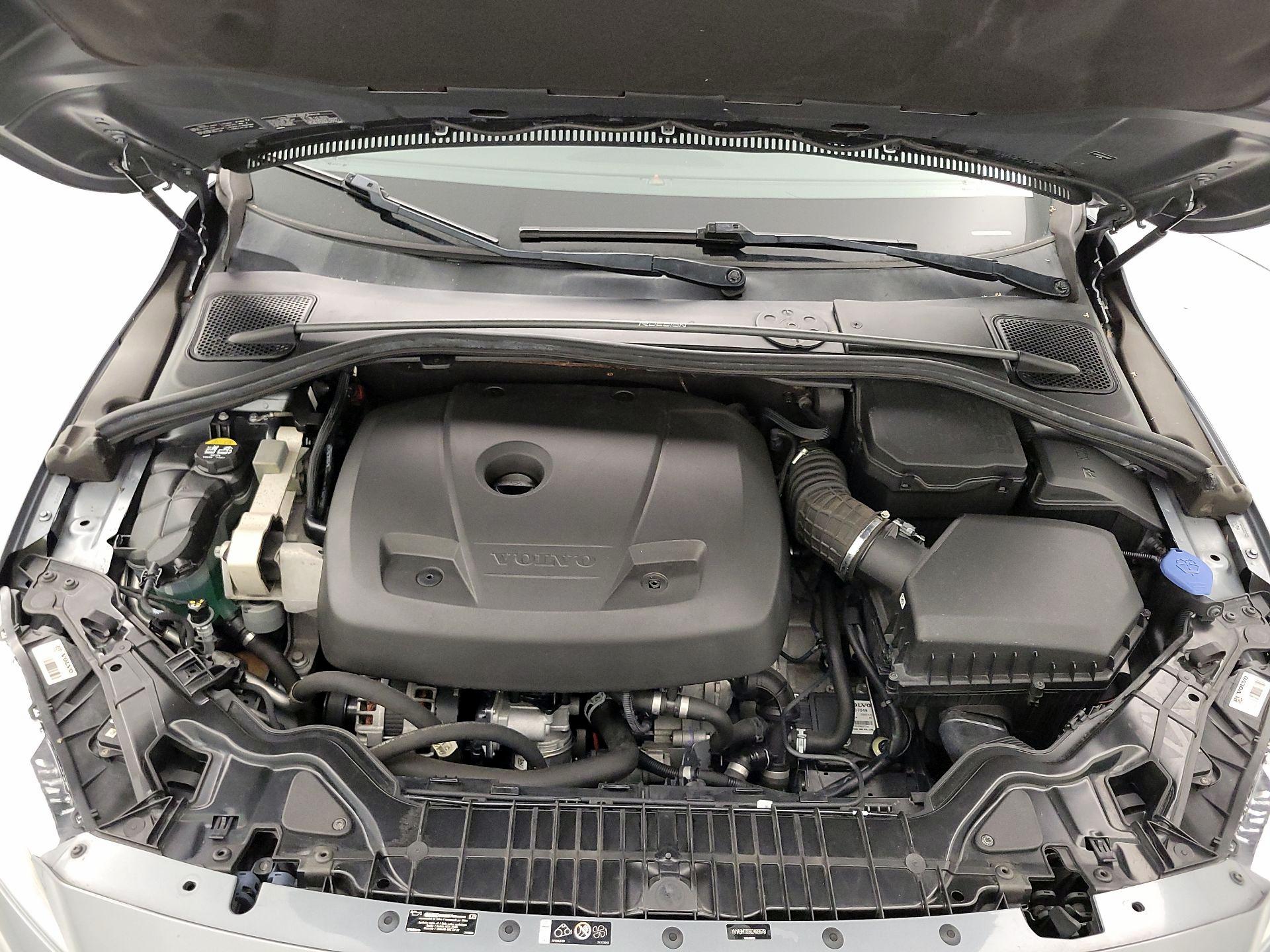Thumbnail: 2016 Volvo S60 - 19