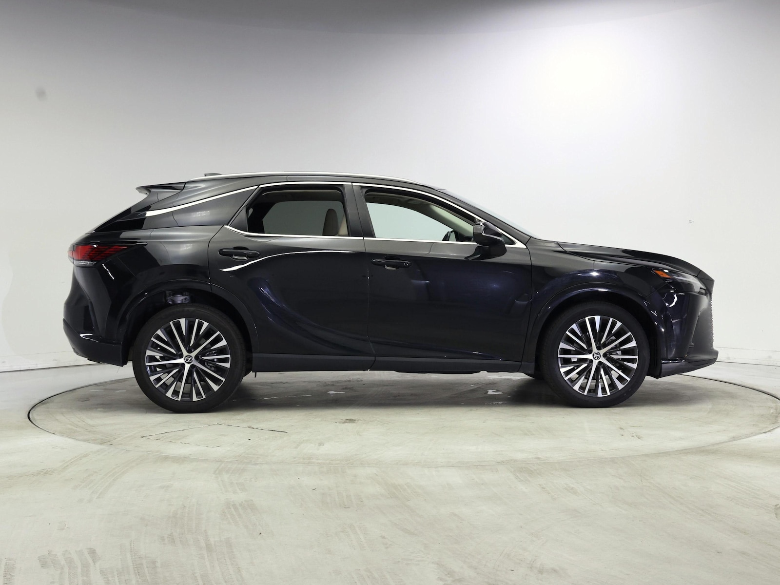 2023 Lexus RX 350 - Photo 8