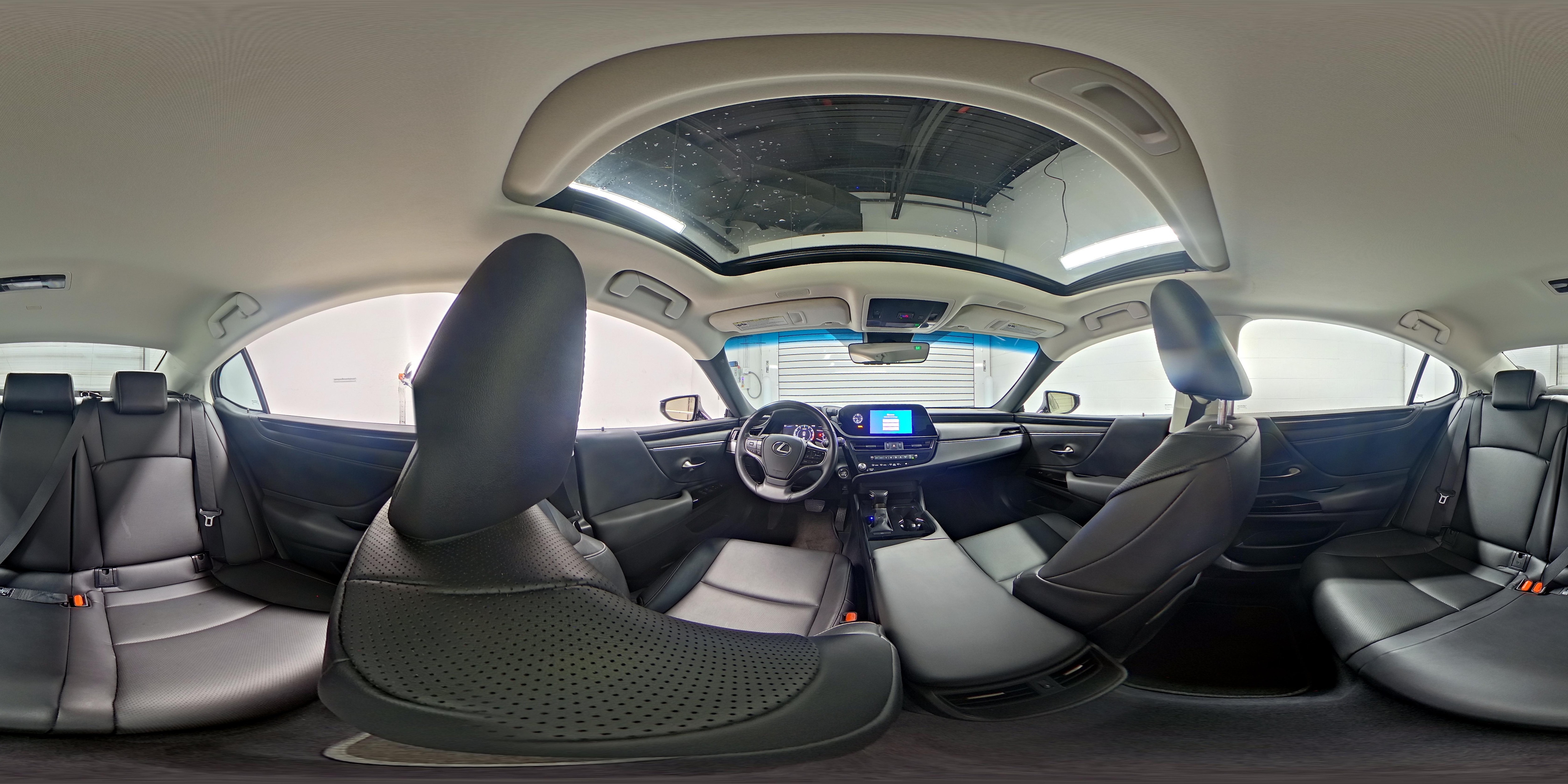 2025 Lexus ES 350 - Photo 25