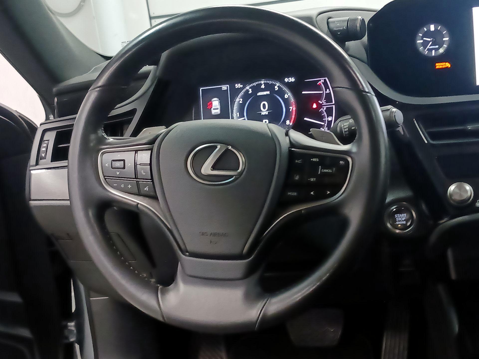 Thumbnail: 2025 Lexus ES - 10