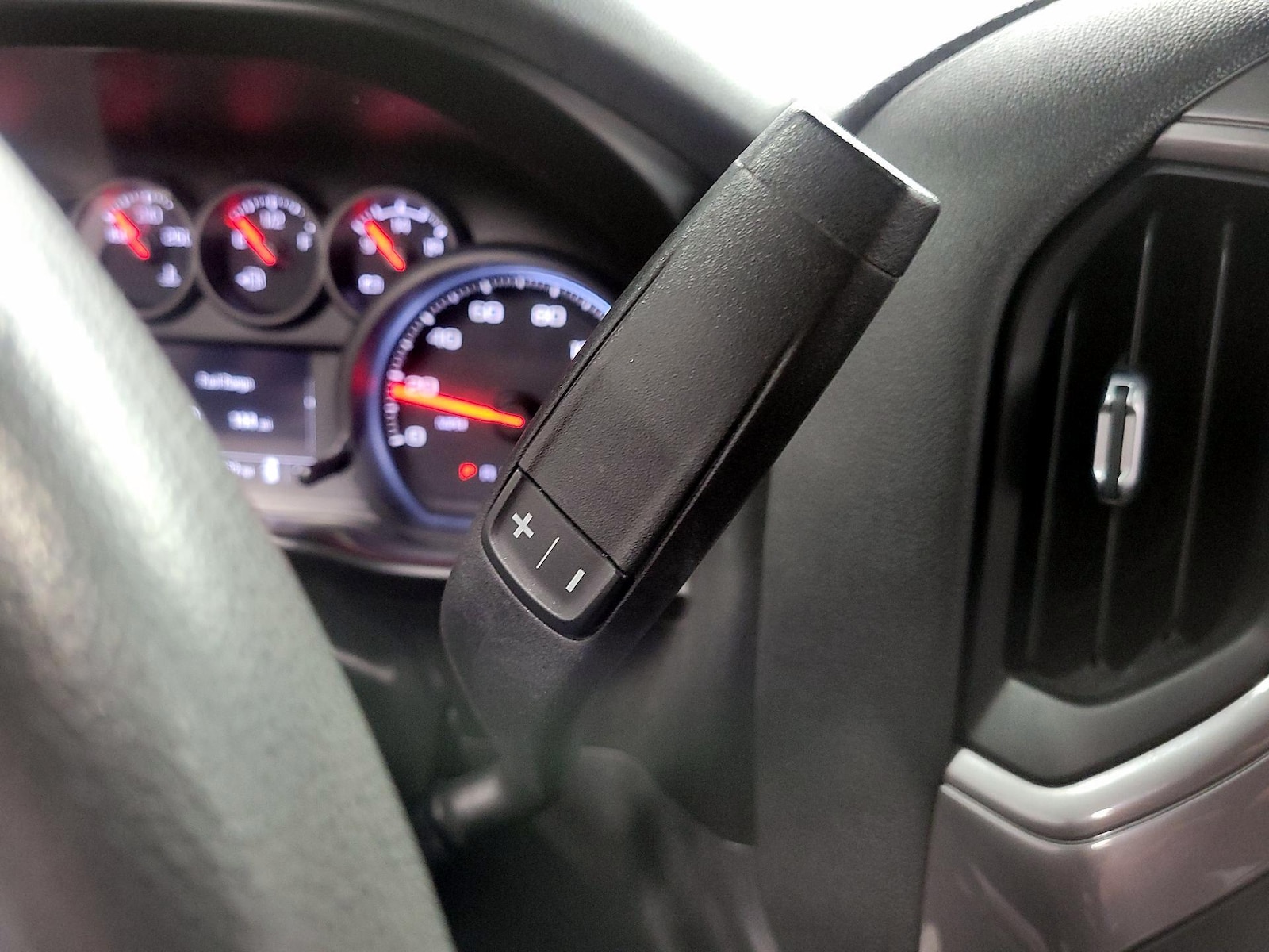 2021 Chevrolet Silverado 1500 Custom - Photo 16