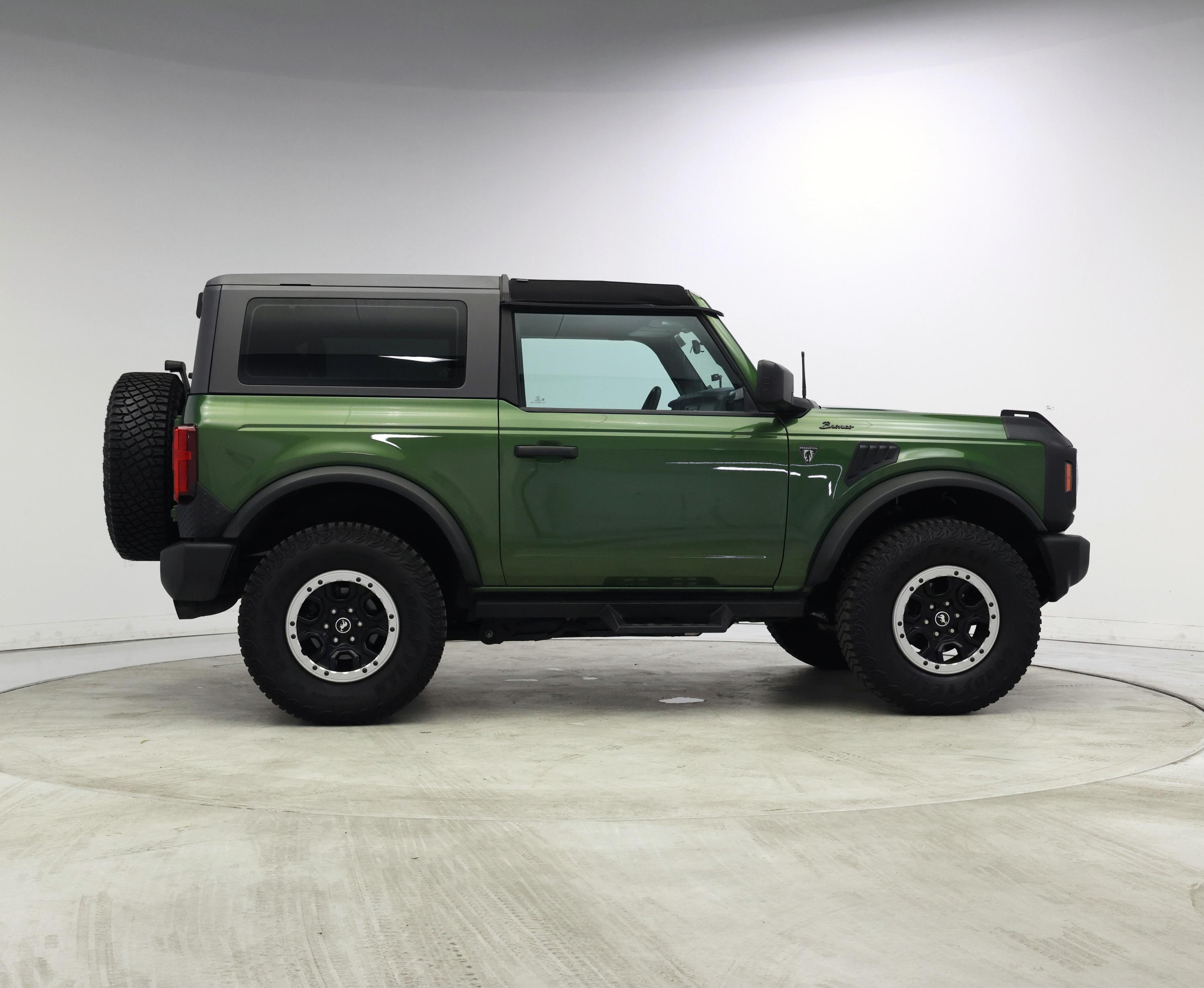 Thumbnail: 2023 Ford Bronco - 7