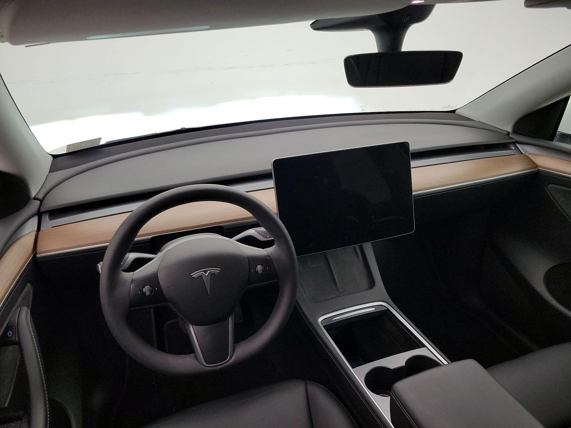 Thumbnail: 2022 Tesla Model Y - 9