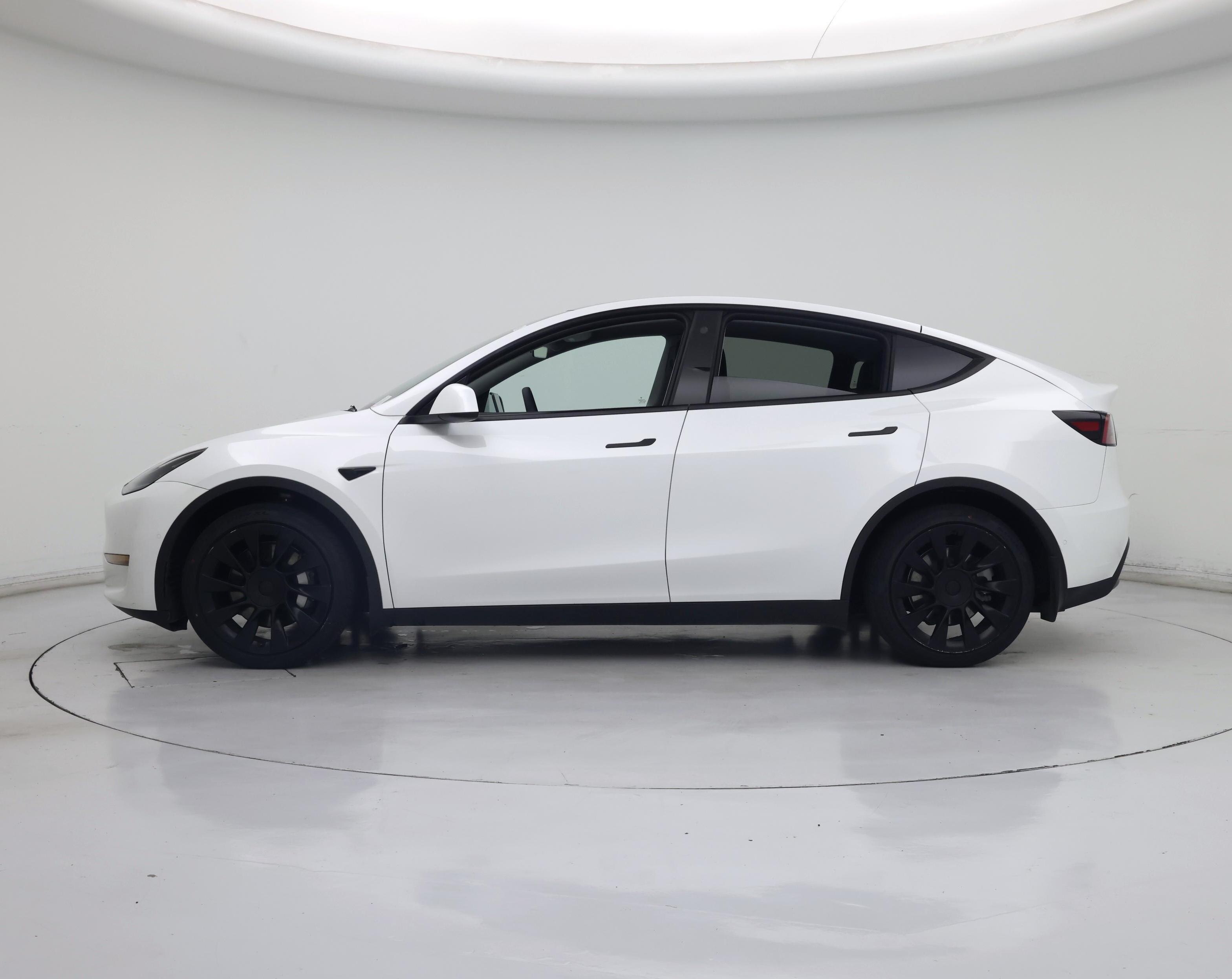Thumbnail: 2022 Tesla Model Y - 3