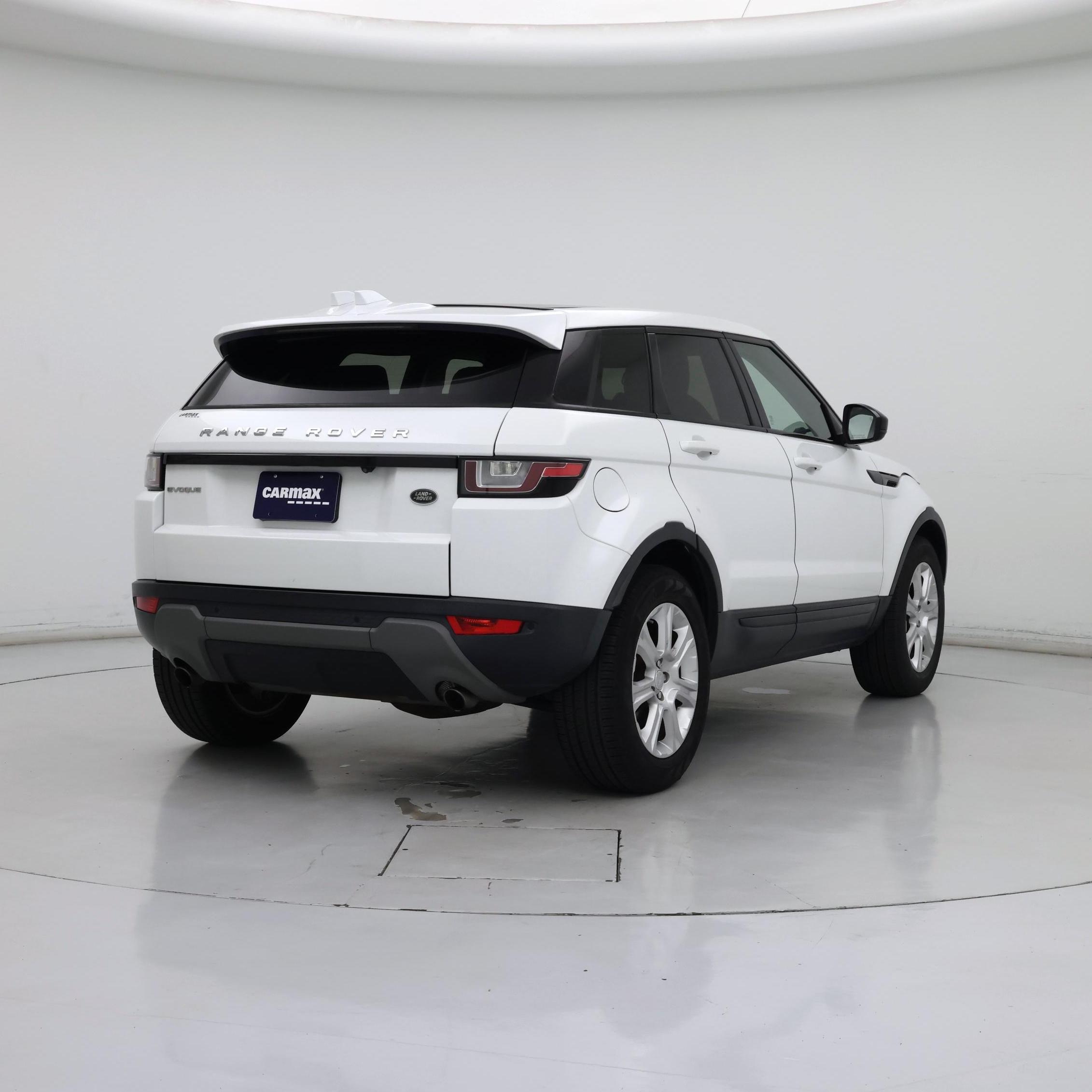 Thumbnail: 2017 Land Rover Range Rover Evoque - 8