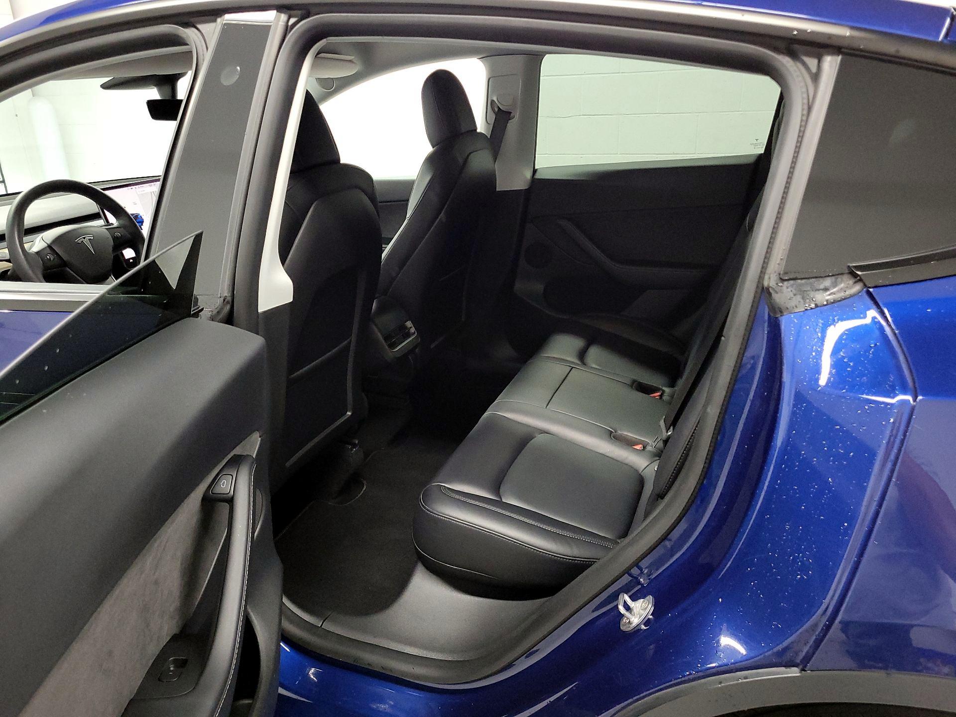 Thumbnail: 2021 Tesla Model Y - 19