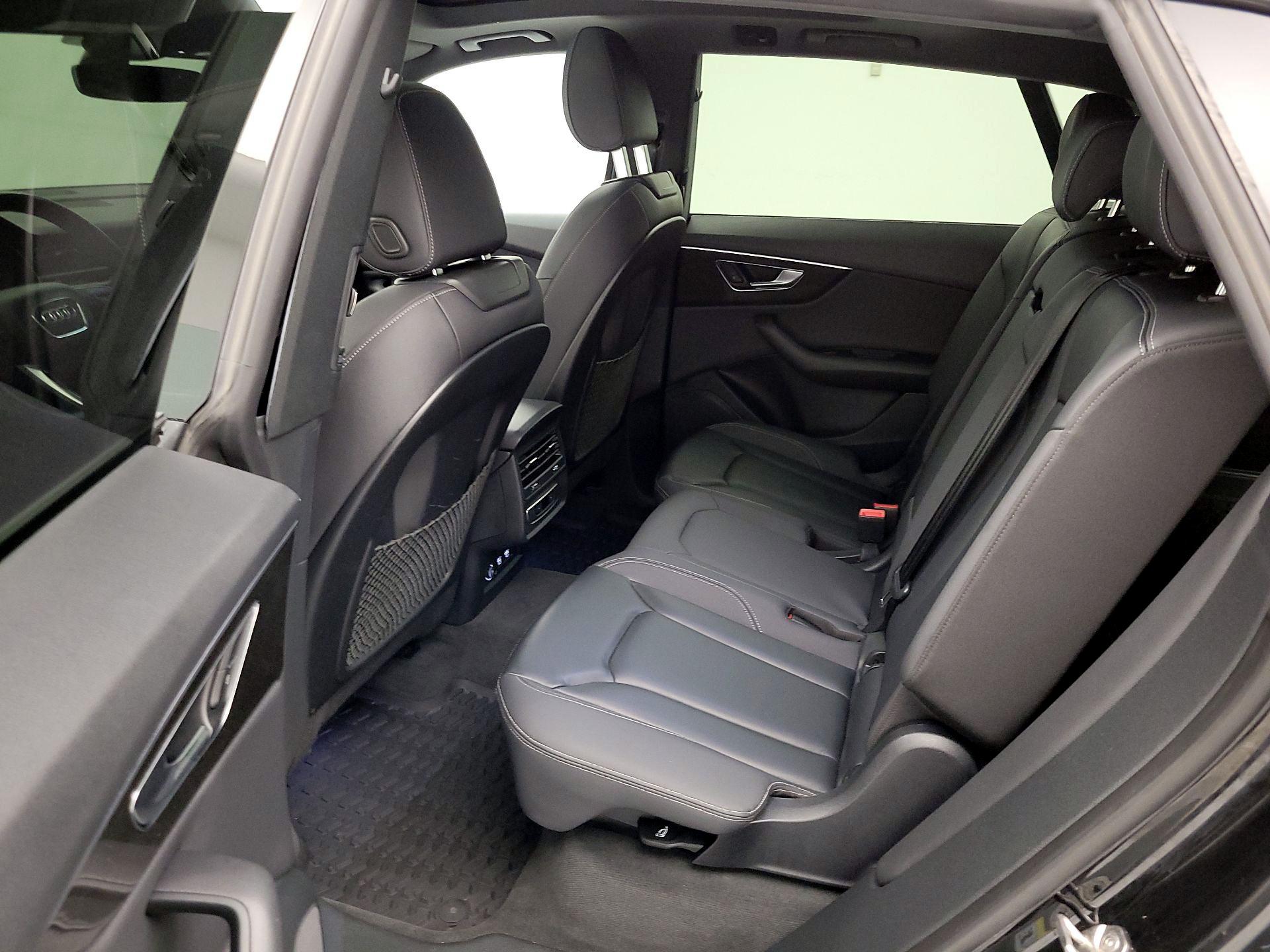Thumbnail: 2019 Audi Q8 - 20