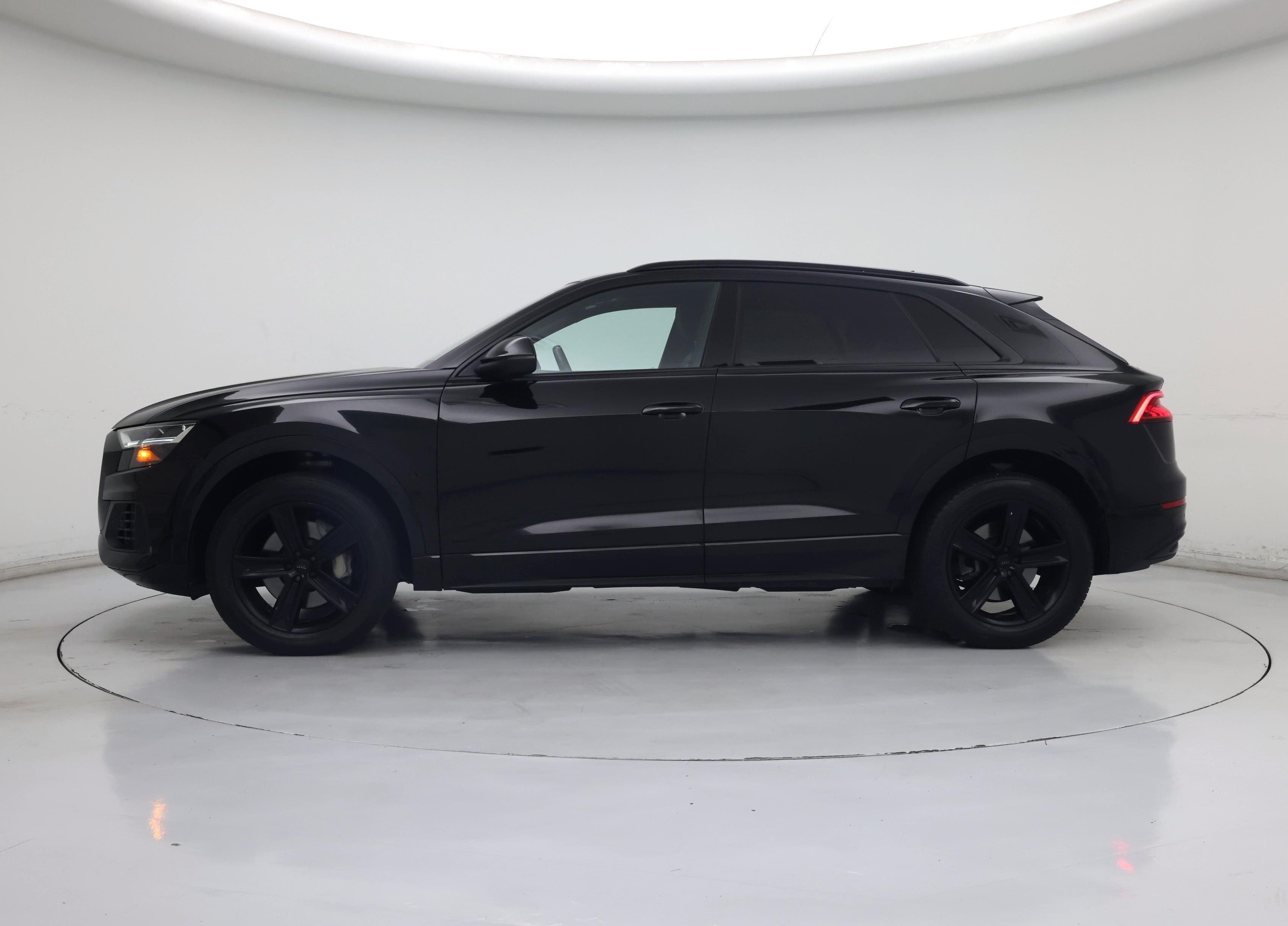 Thumbnail: 2019 Audi Q8 - 3