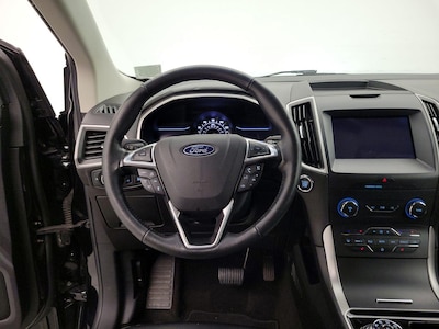 Steering Wheel & Instrument Cluster (On)