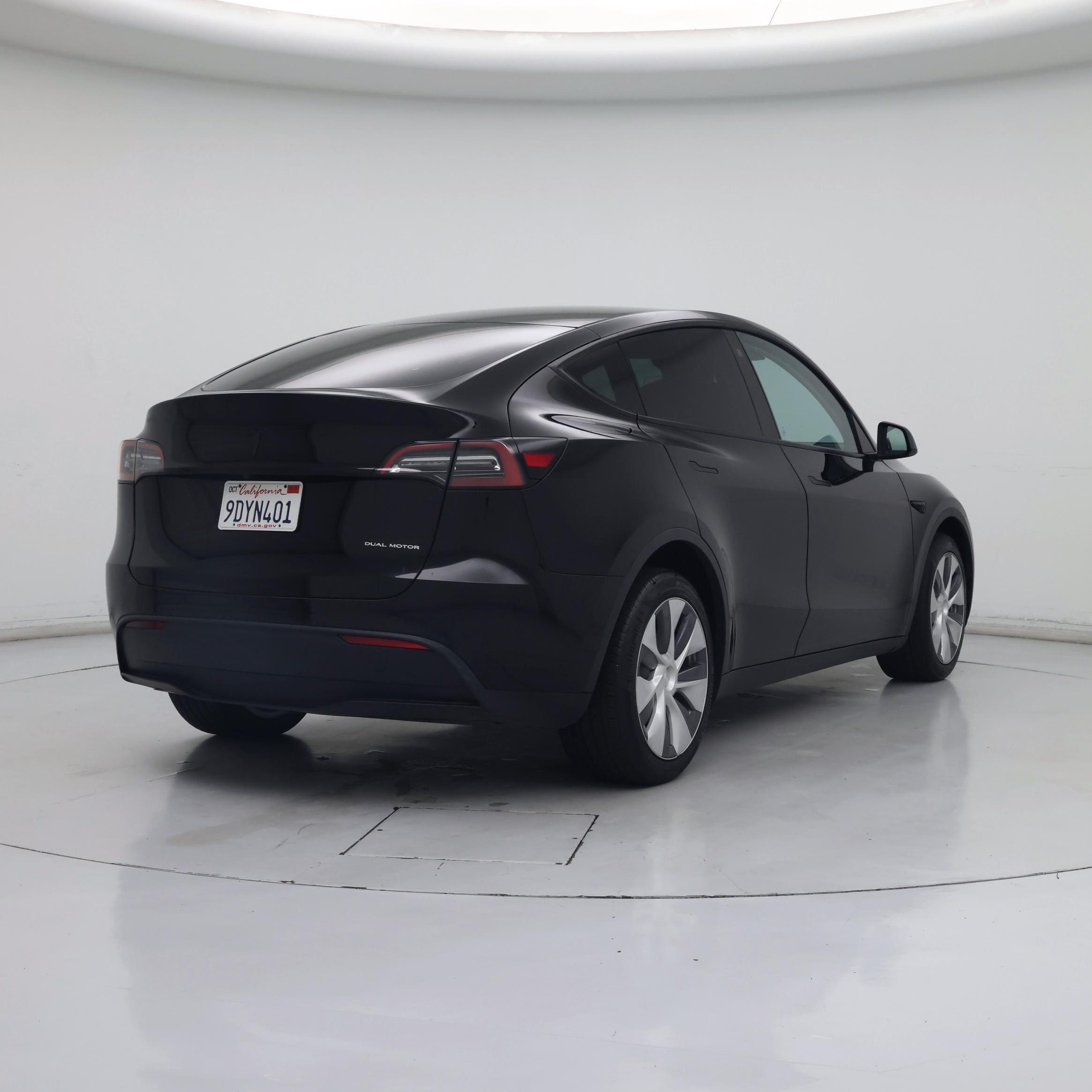 Thumbnail: 2022 Tesla Model Y - 8