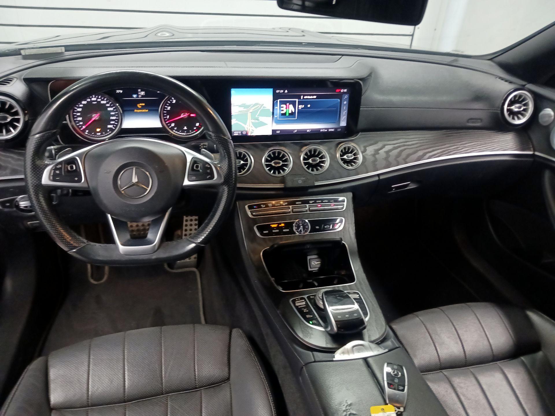 Thumbnail: 2018 Mercedes-Benz E-Class - 9
