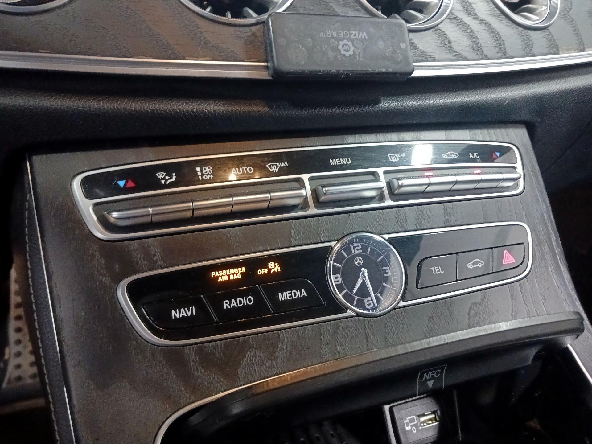 Thumbnail: 2018 Mercedes-Benz E-Class - 14