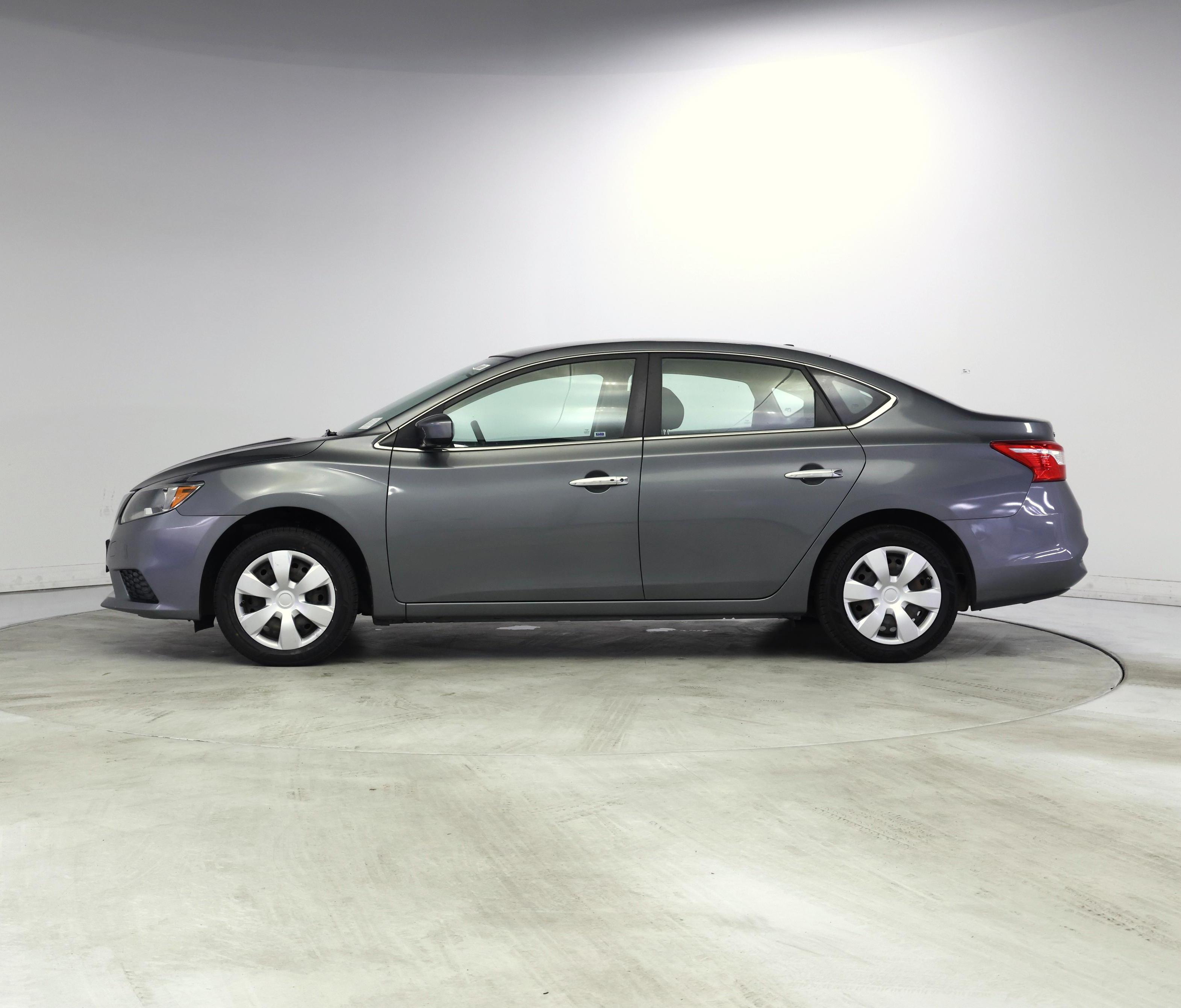 Thumbnail: 2016 Nissan Sentra - 3