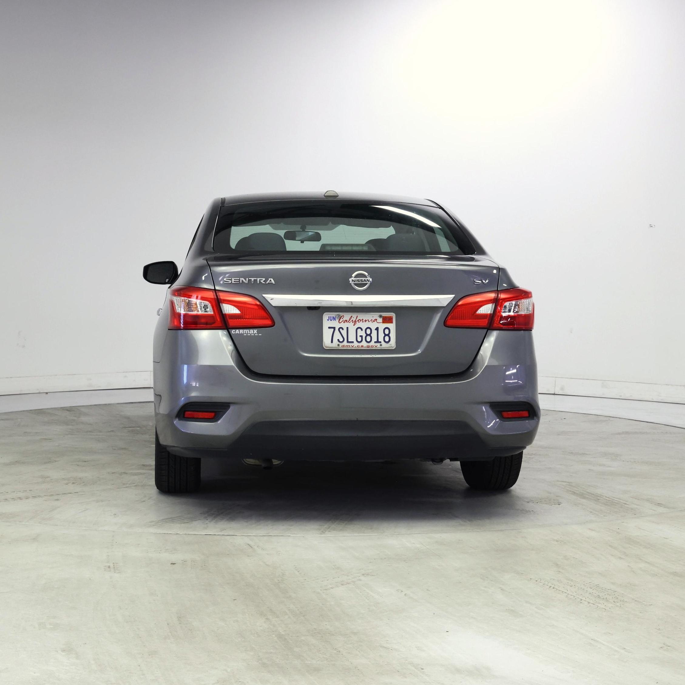 Thumbnail: 2016 Nissan Sentra - 6