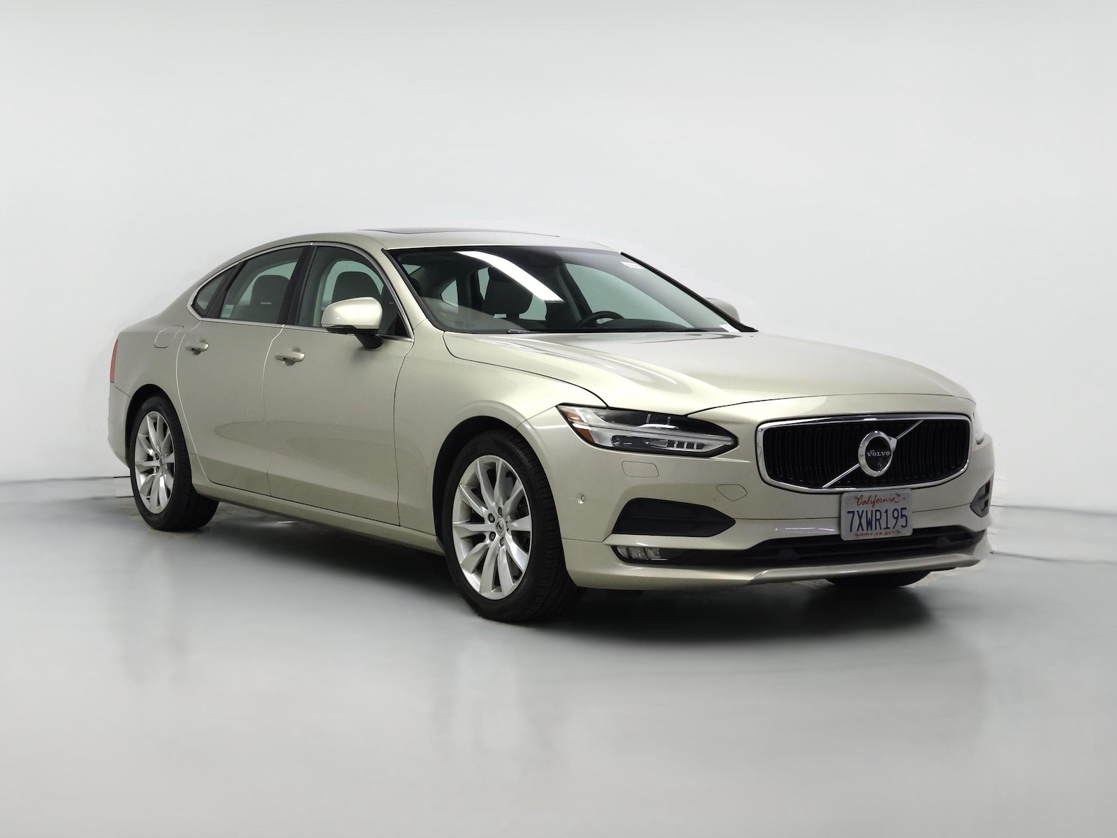 2017 Volvo S90