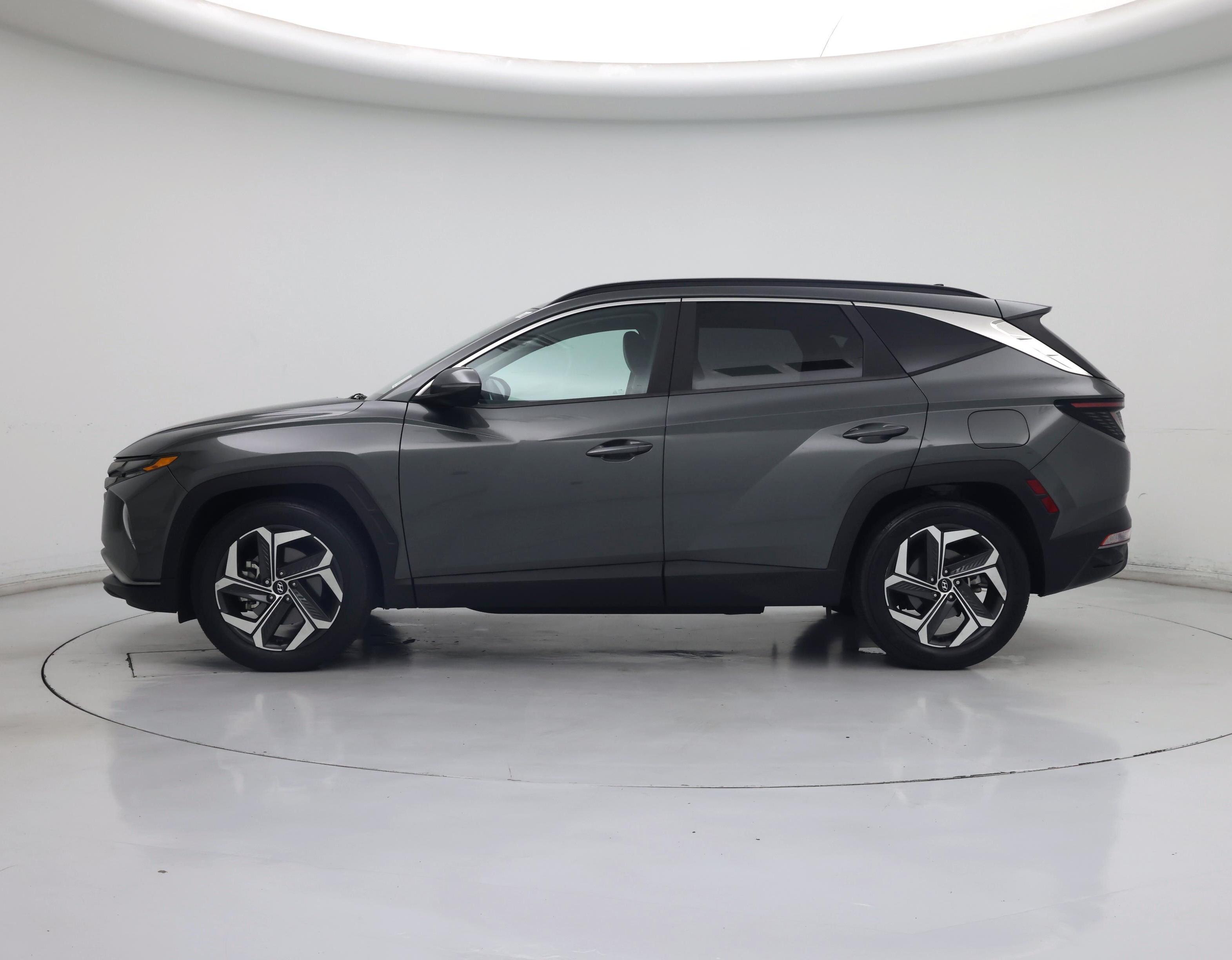 Thumbnail: 2022 Hyundai Tucson - 3