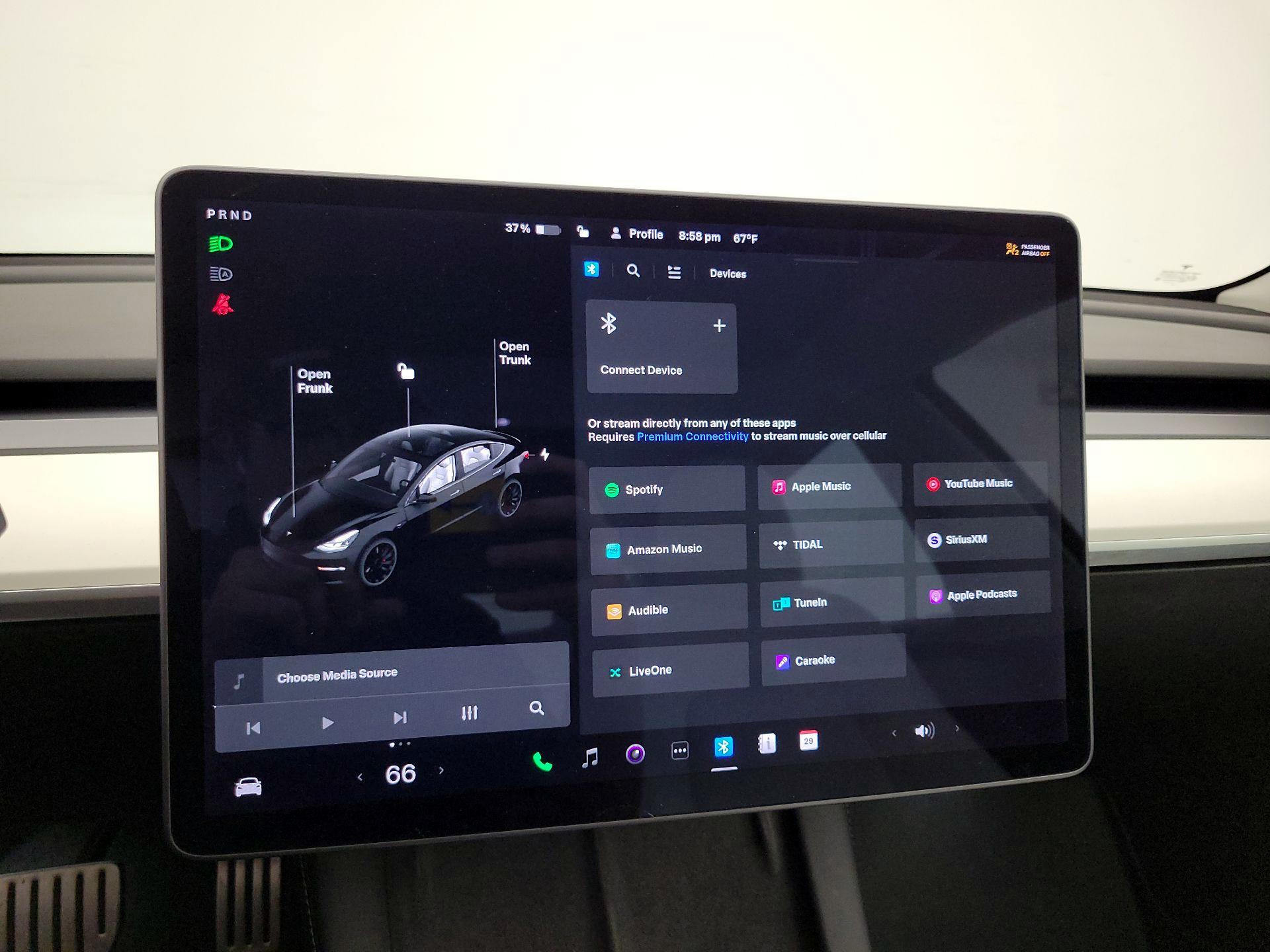 Thumbnail: 2022 Tesla Model 3 - 15