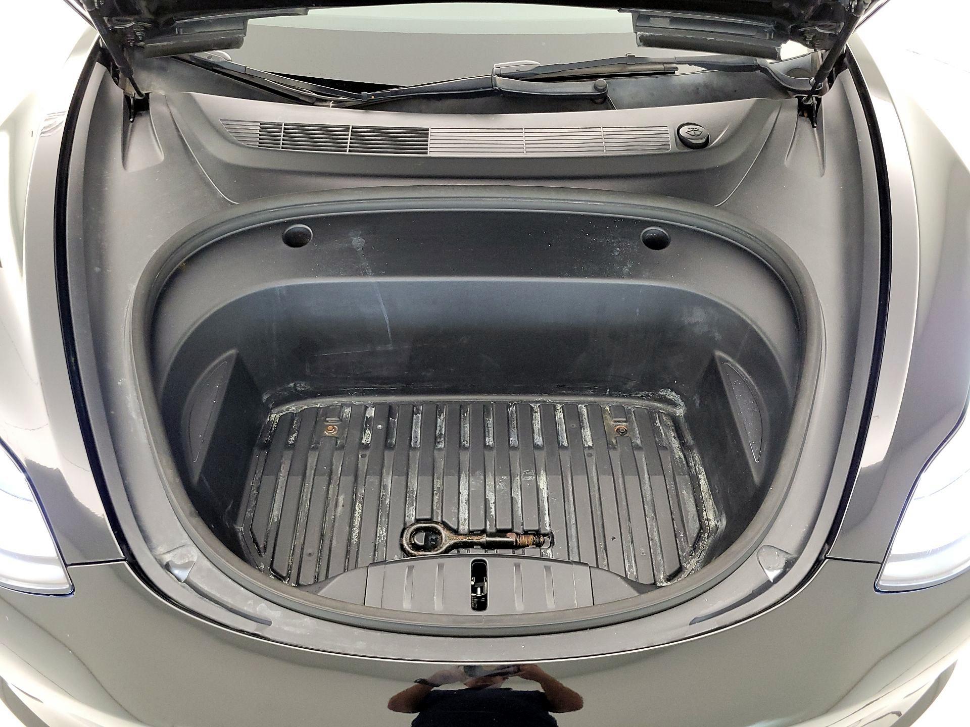 Thumbnail: 2022 Tesla Model 3 - 20