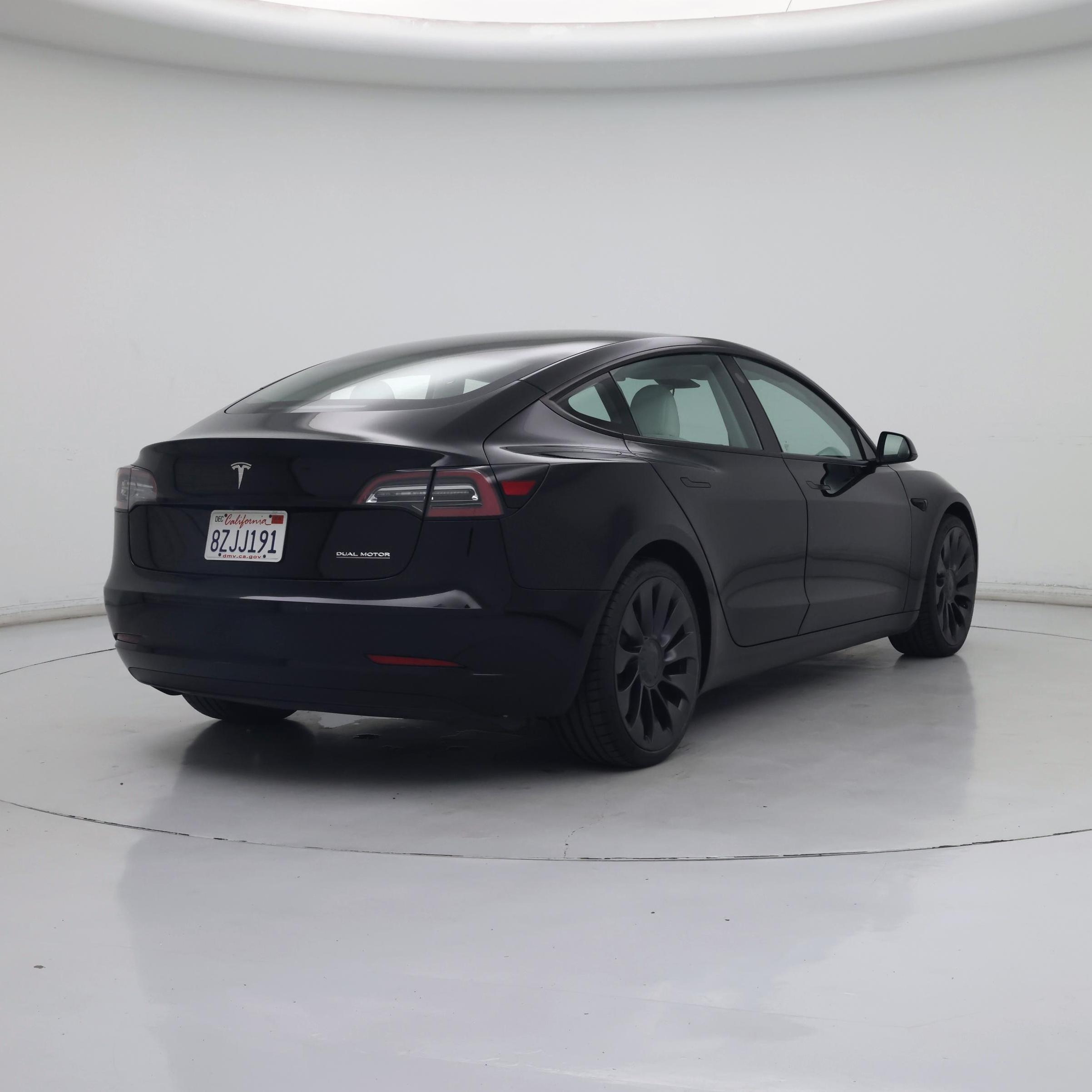 Thumbnail: 2022 Tesla Model 3 - 8