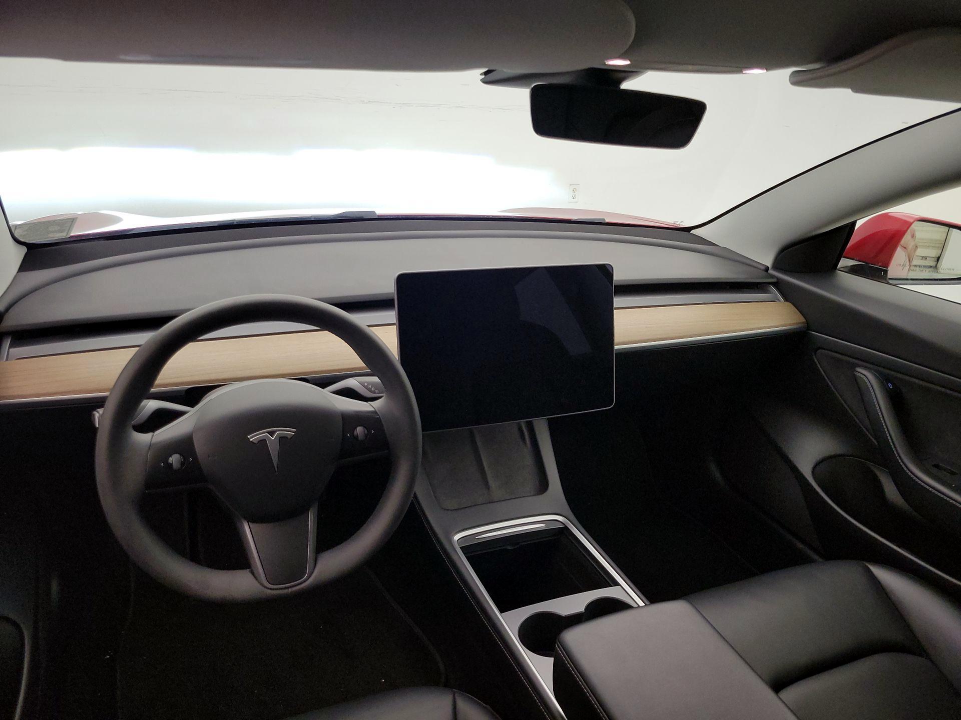 Thumbnail: 2021 Tesla Model 3 - 9