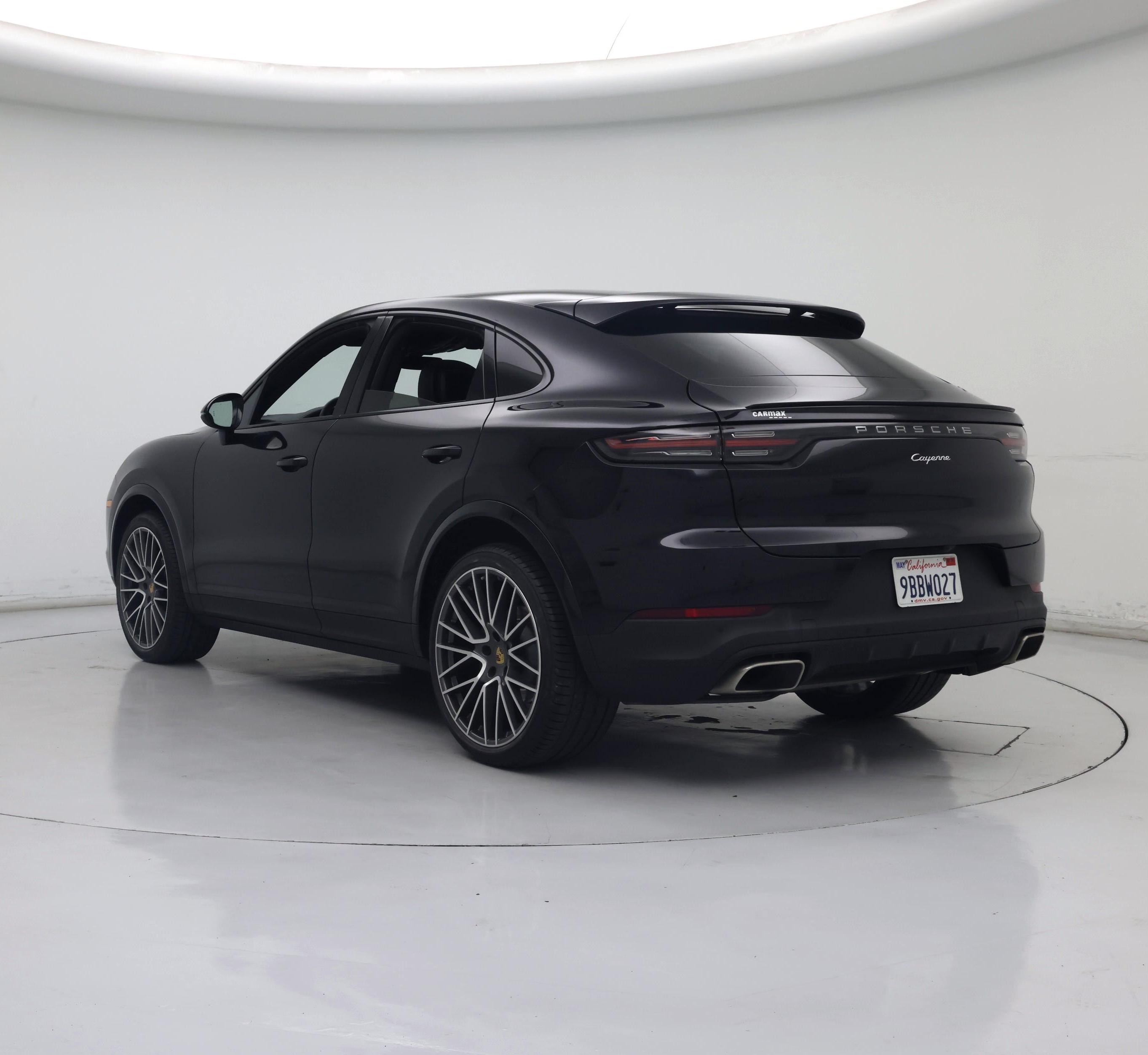 Thumbnail: 2022 Porsche Cayenne - 2