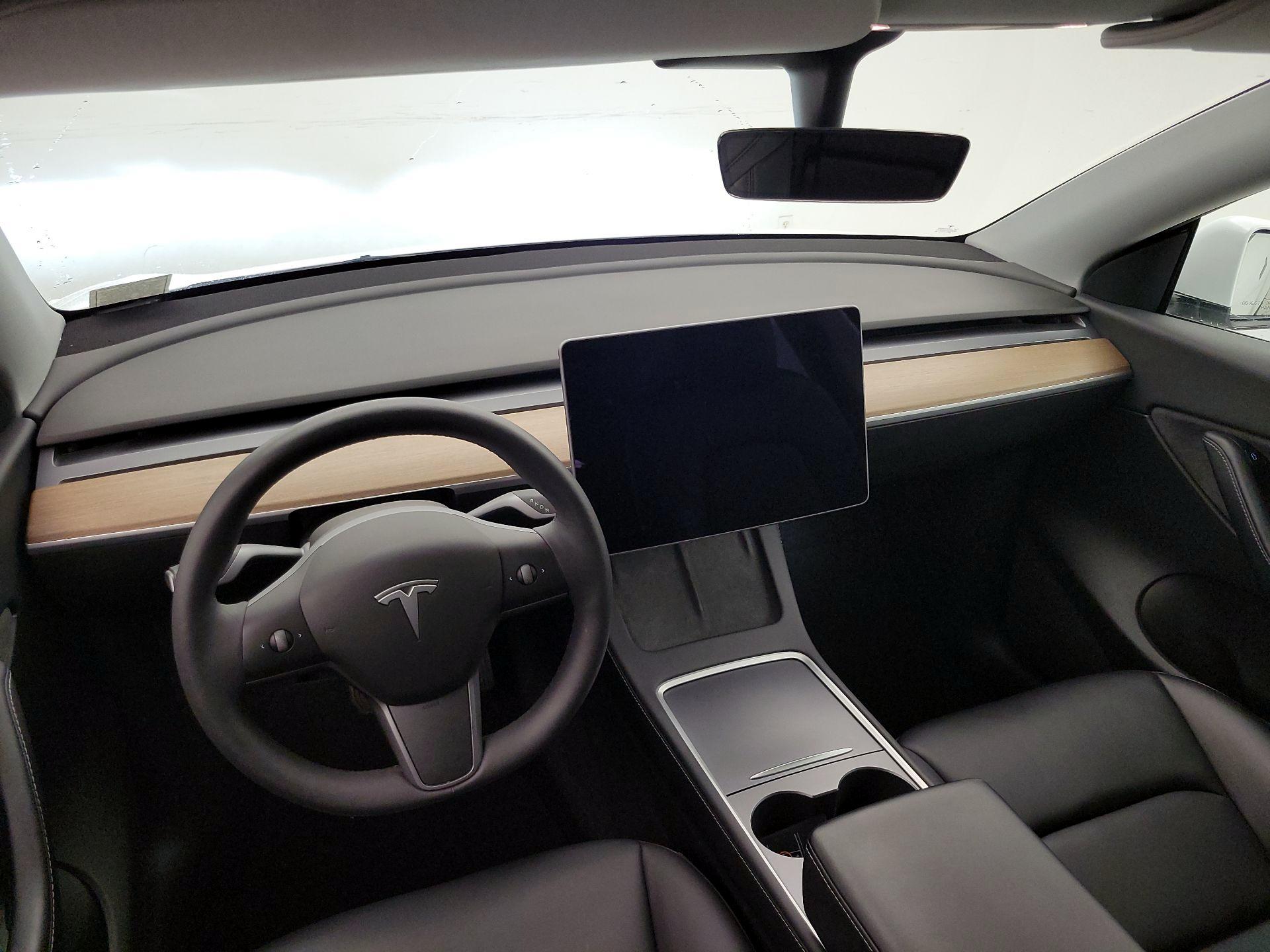 Thumbnail: 2021 Tesla Model Y - 9
