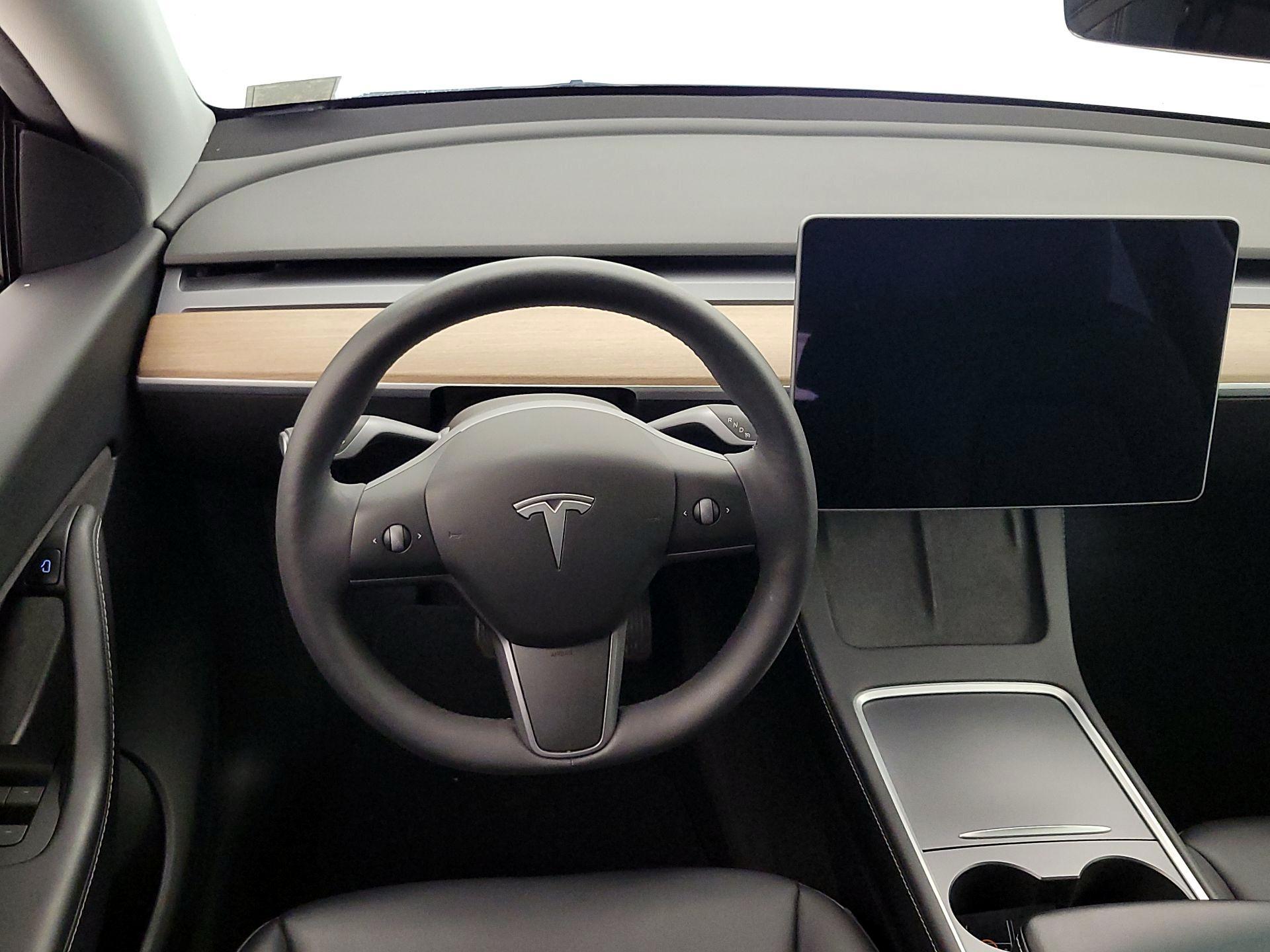 Thumbnail: 2021 Tesla Model Y - 10