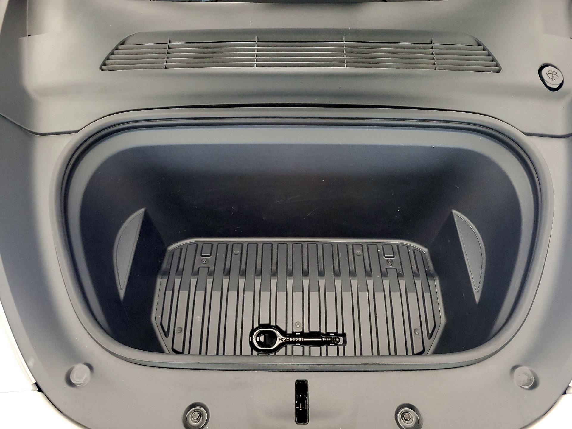 Thumbnail: 2021 Tesla Model Y - 20
