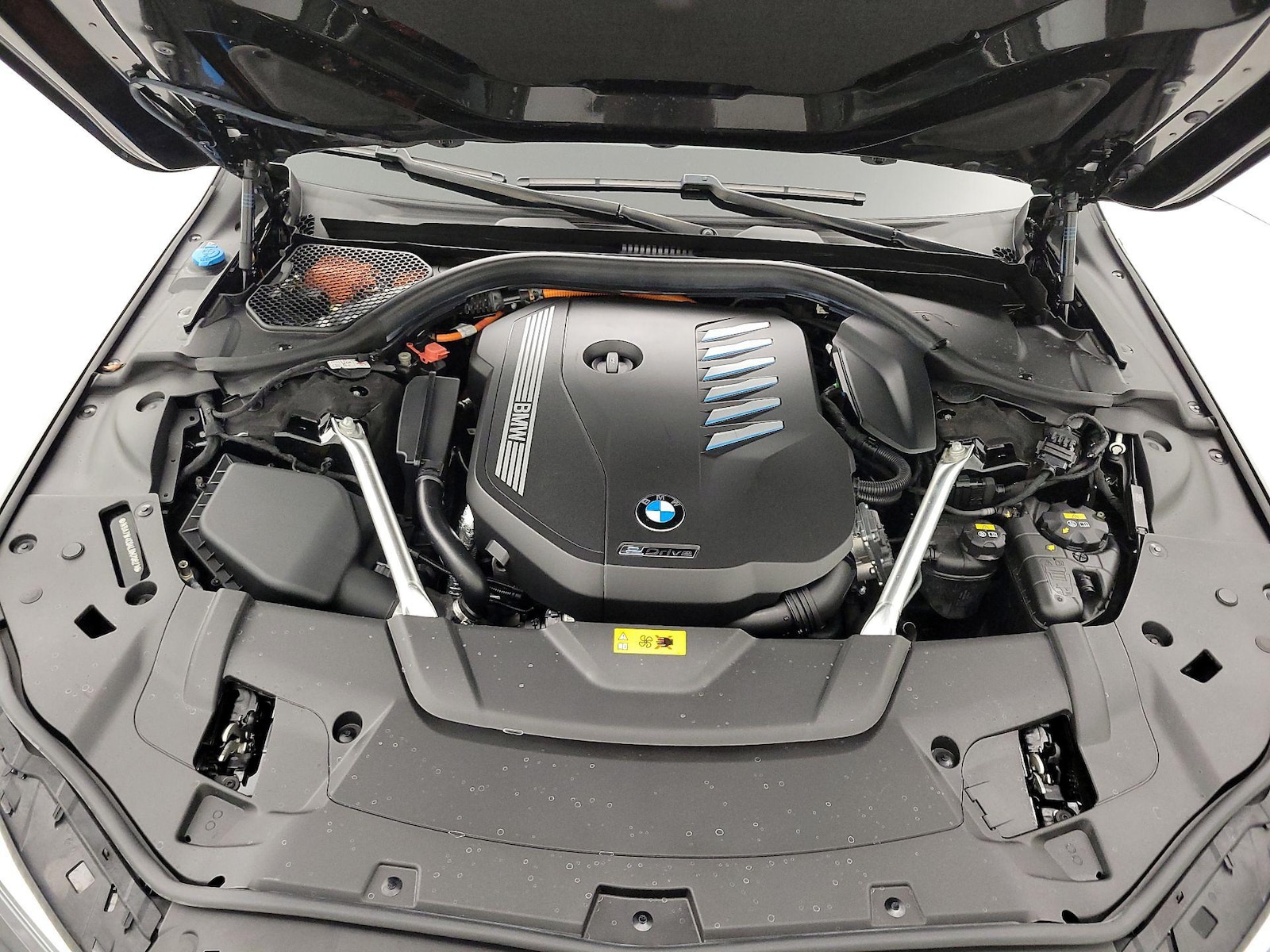 2020 BMW 7 Series 745e - Photo 22