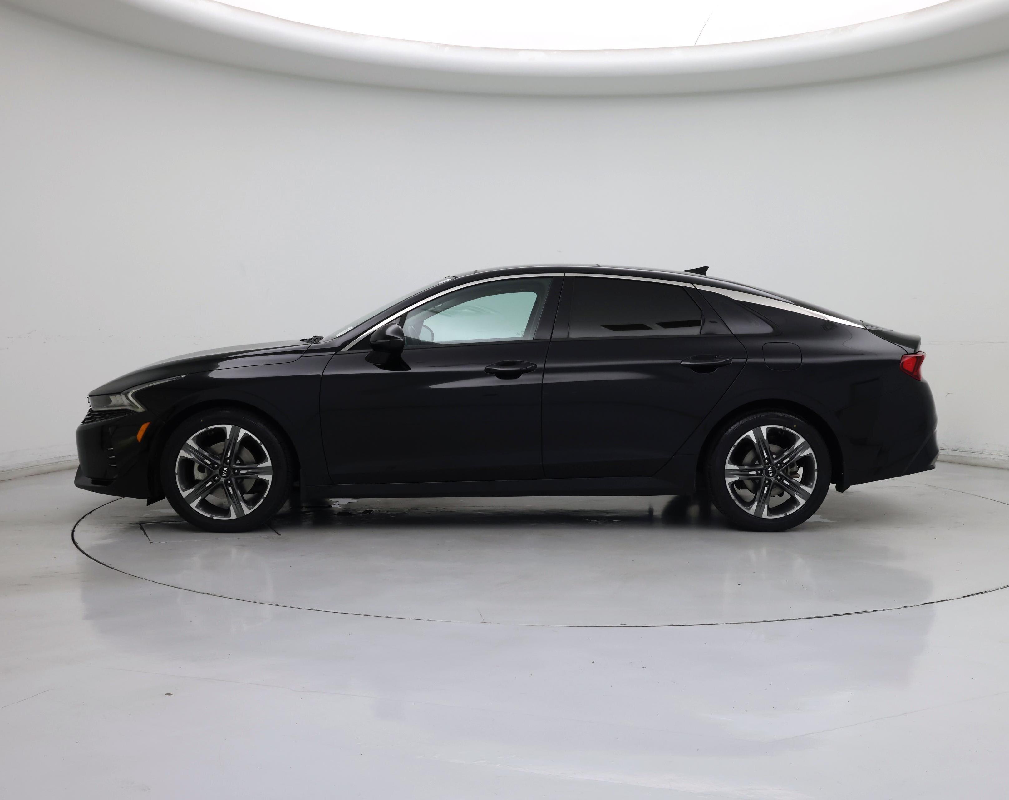 Thumbnail: 2021 Kia K5 - 3