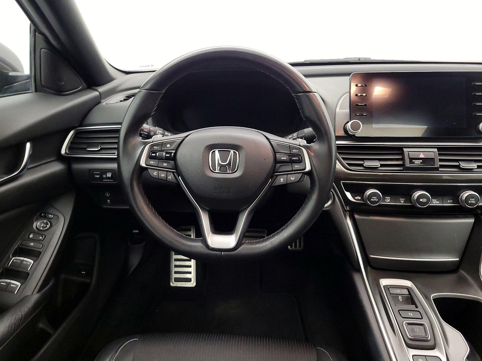 Thumbnail: 2018 Honda Accord - 10