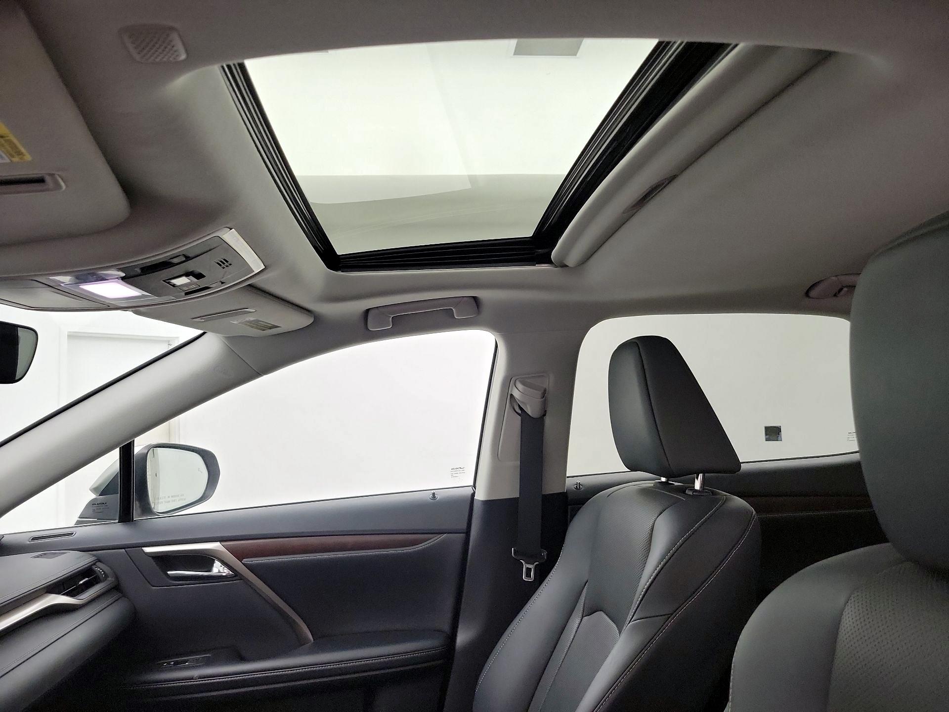 Thumbnail: 2020 Lexus RX - 19