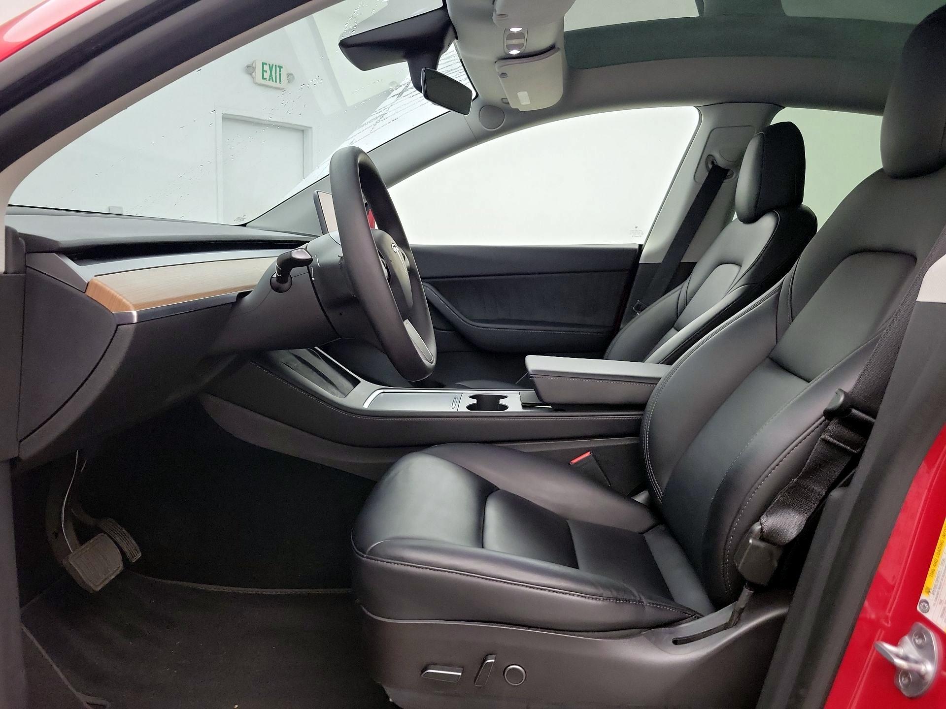 Thumbnail: 2022 Tesla Model Y - 11