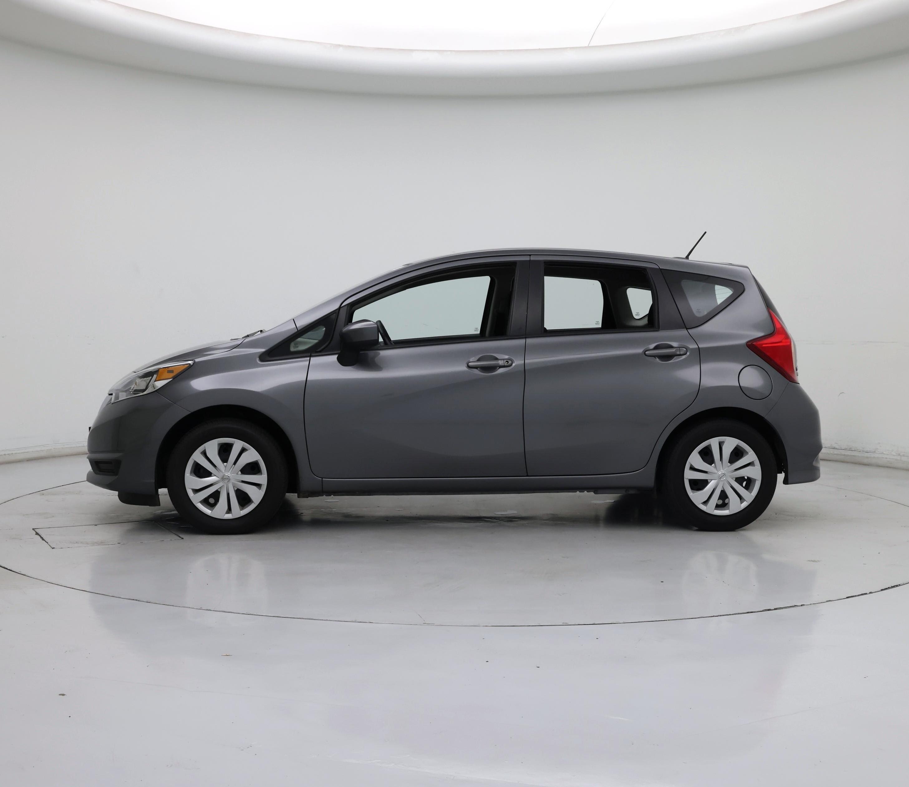 Thumbnail: 2017 Nissan Versa Note - 3