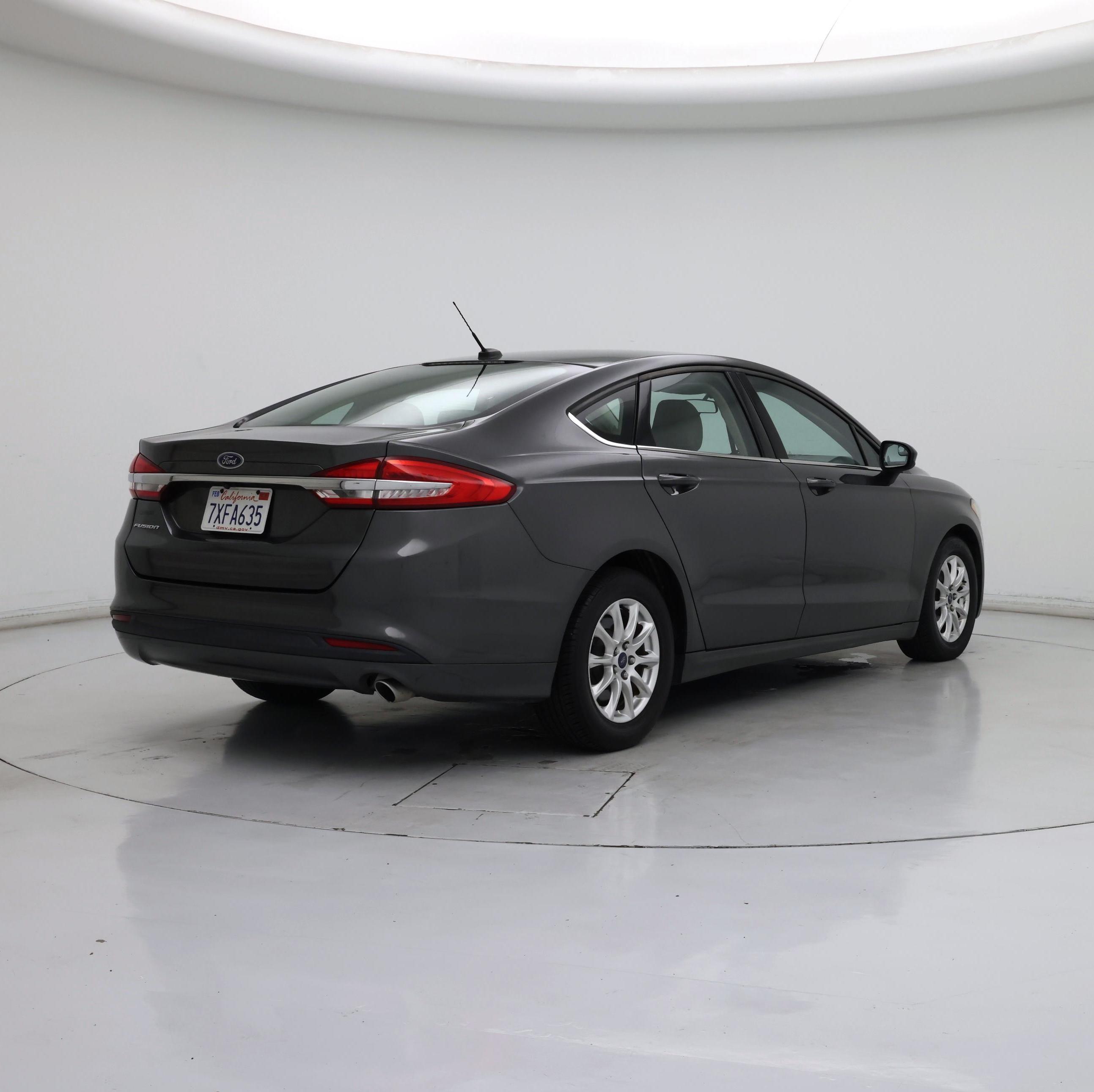 Thumbnail: 2017 Ford Fusion - 8