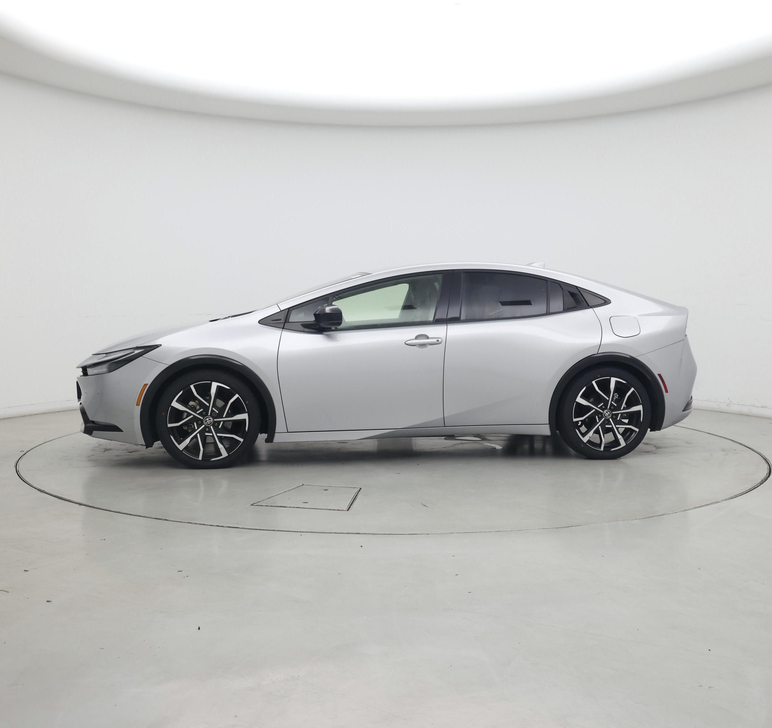 Thumbnail: 2023 Toyota Prius Prime - 3