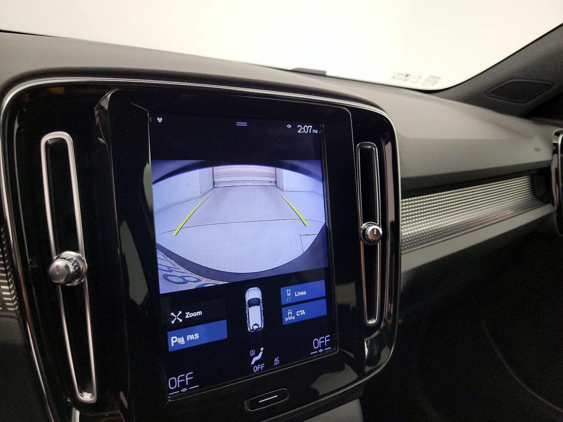 Thumbnail: 2020 Volvo XC40 - 13
