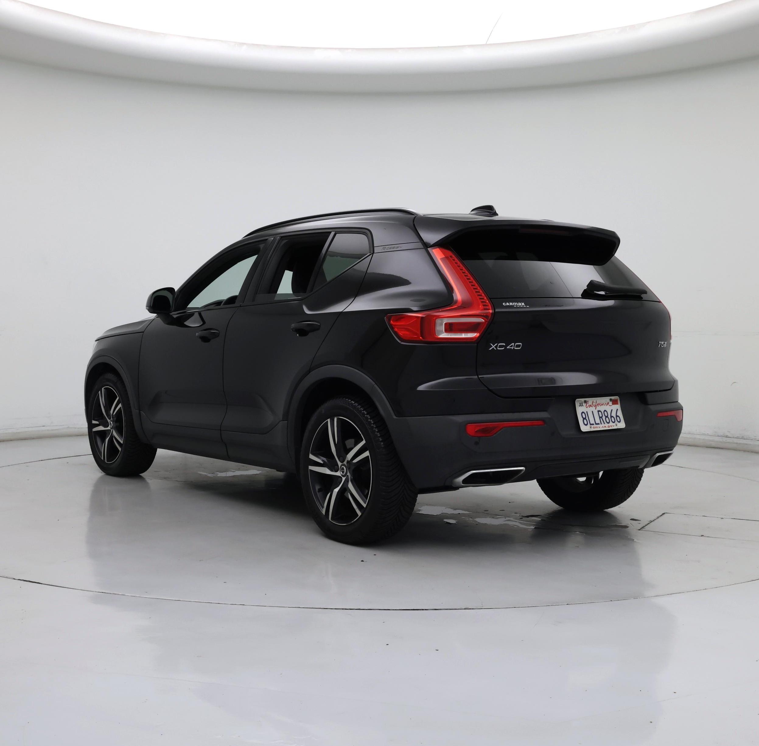 Thumbnail: 2020 Volvo XC40 - 2