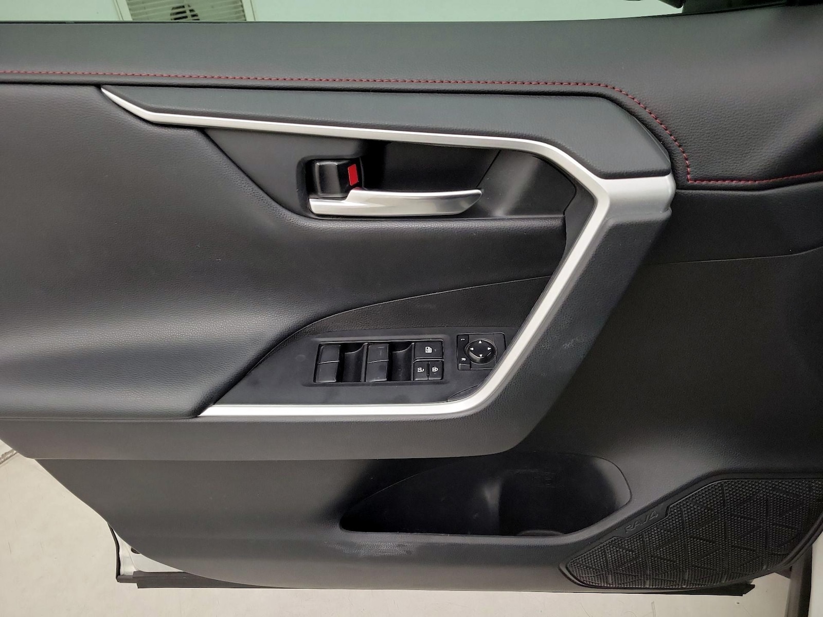 2020 Toyota RAV4 TRD Off-Road - Photo 13