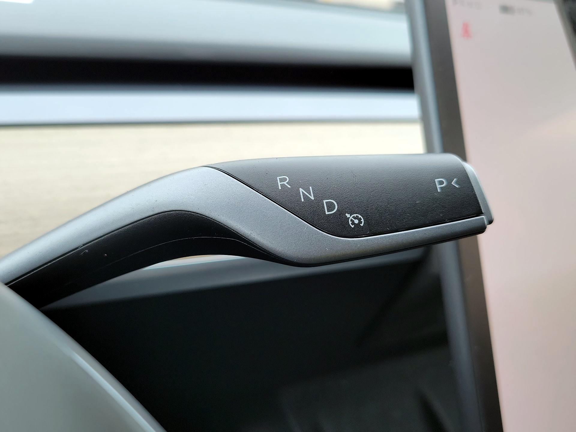 Thumbnail: 2023 Tesla Model 3 - 17