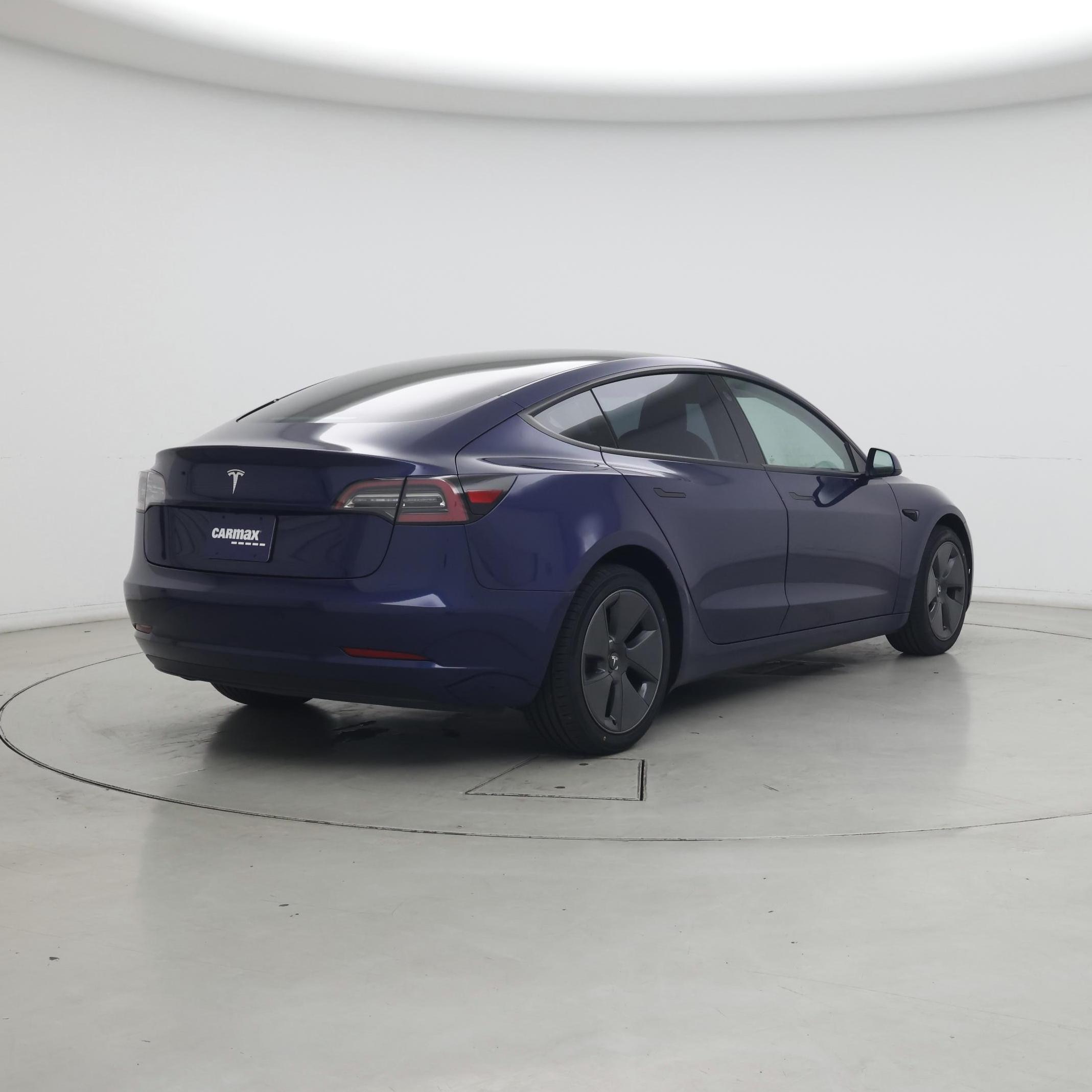 Thumbnail: 2023 Tesla Model 3 - 8