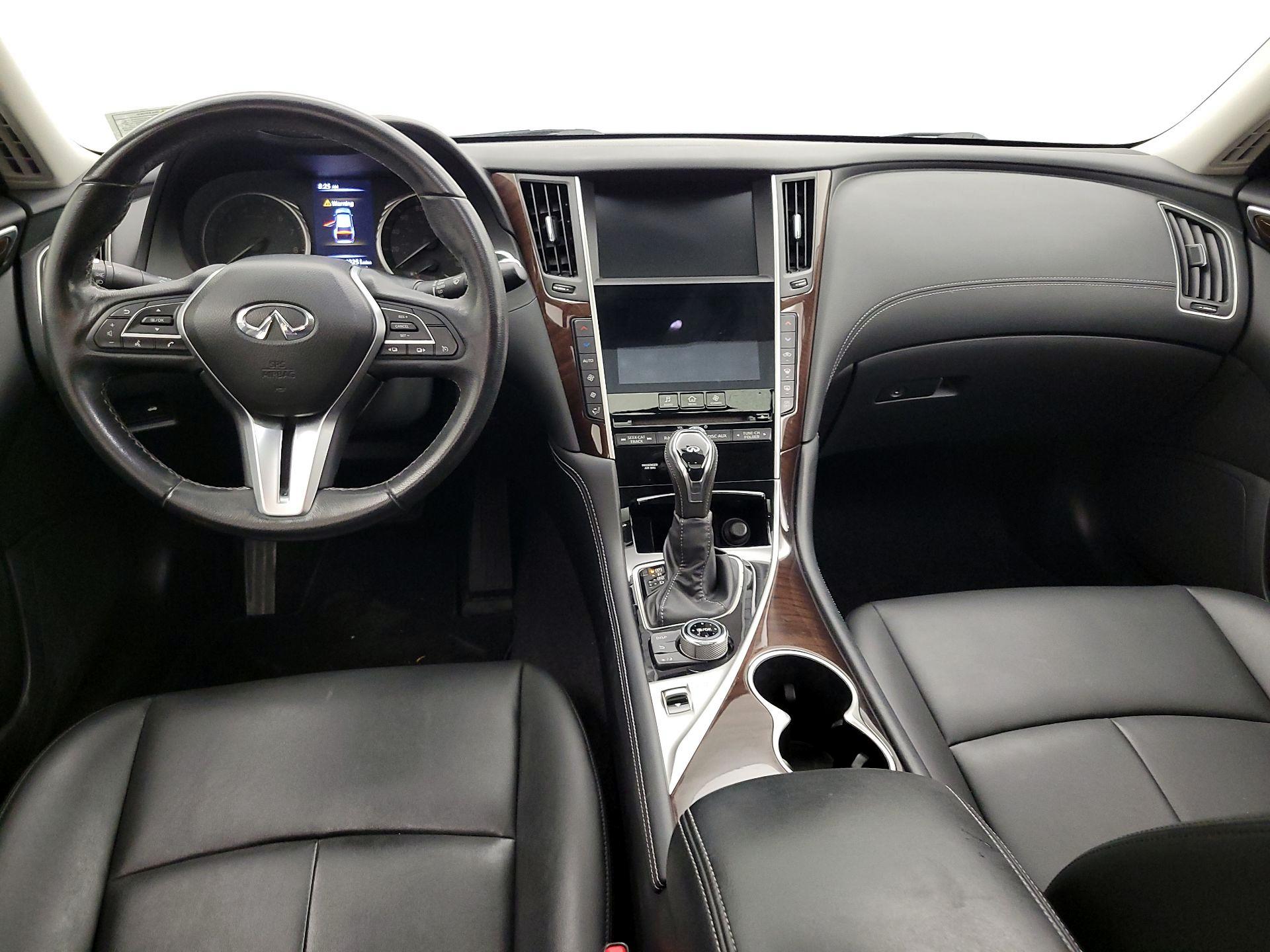 Thumbnail: 2019 INFINITI Q50 - 9