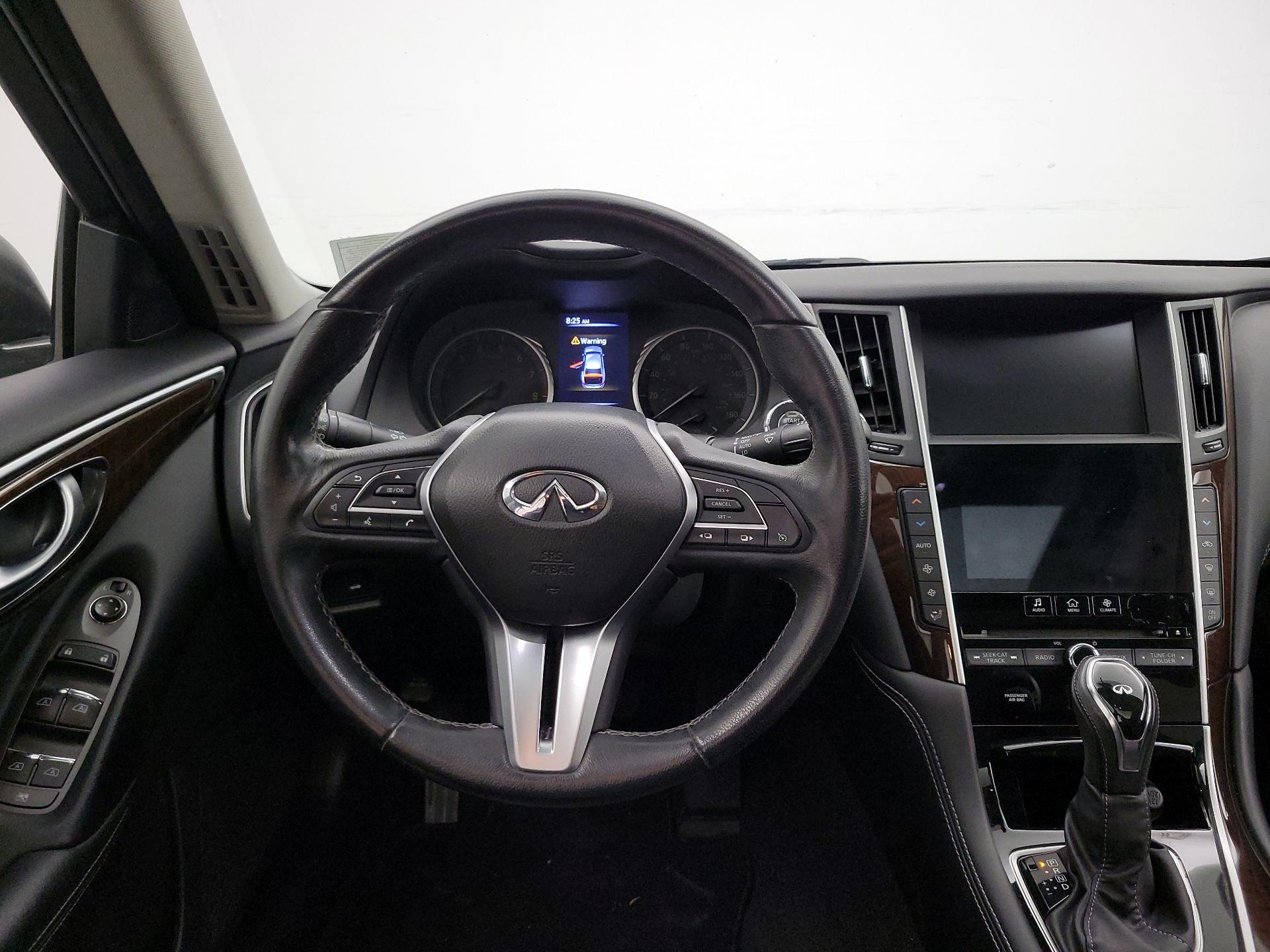 Thumbnail: 2019 INFINITI Q50 - 10