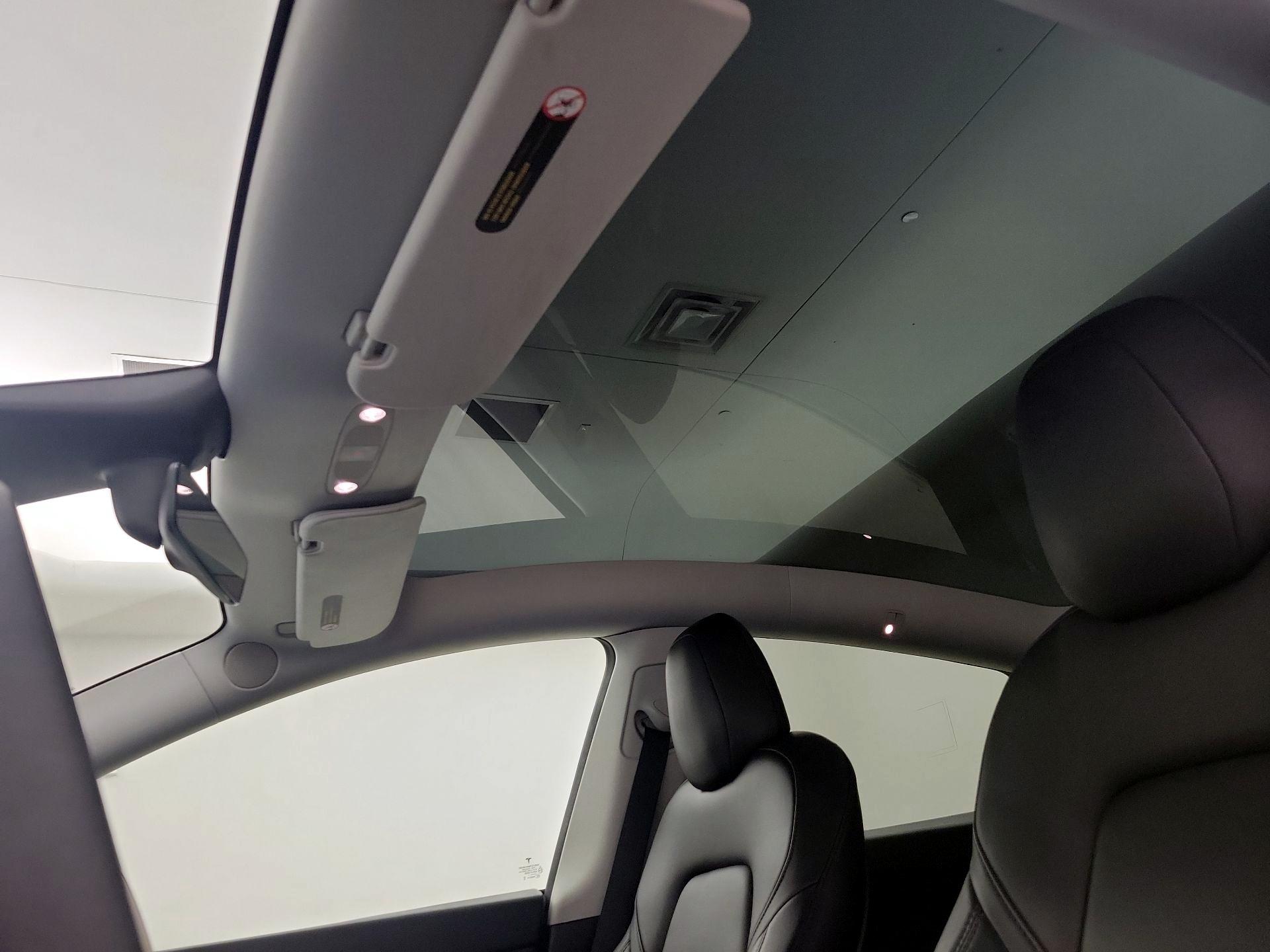 Thumbnail: 2021 Tesla Model Y - 18