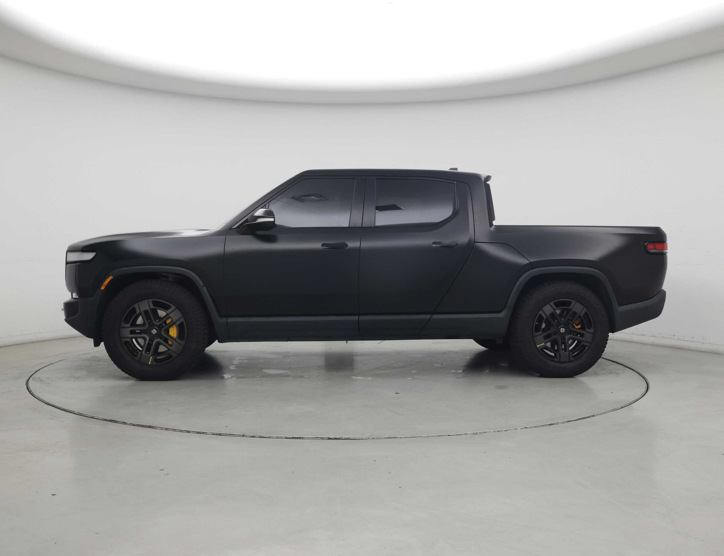 Thumbnail: 2022 Rivian R1T - 3